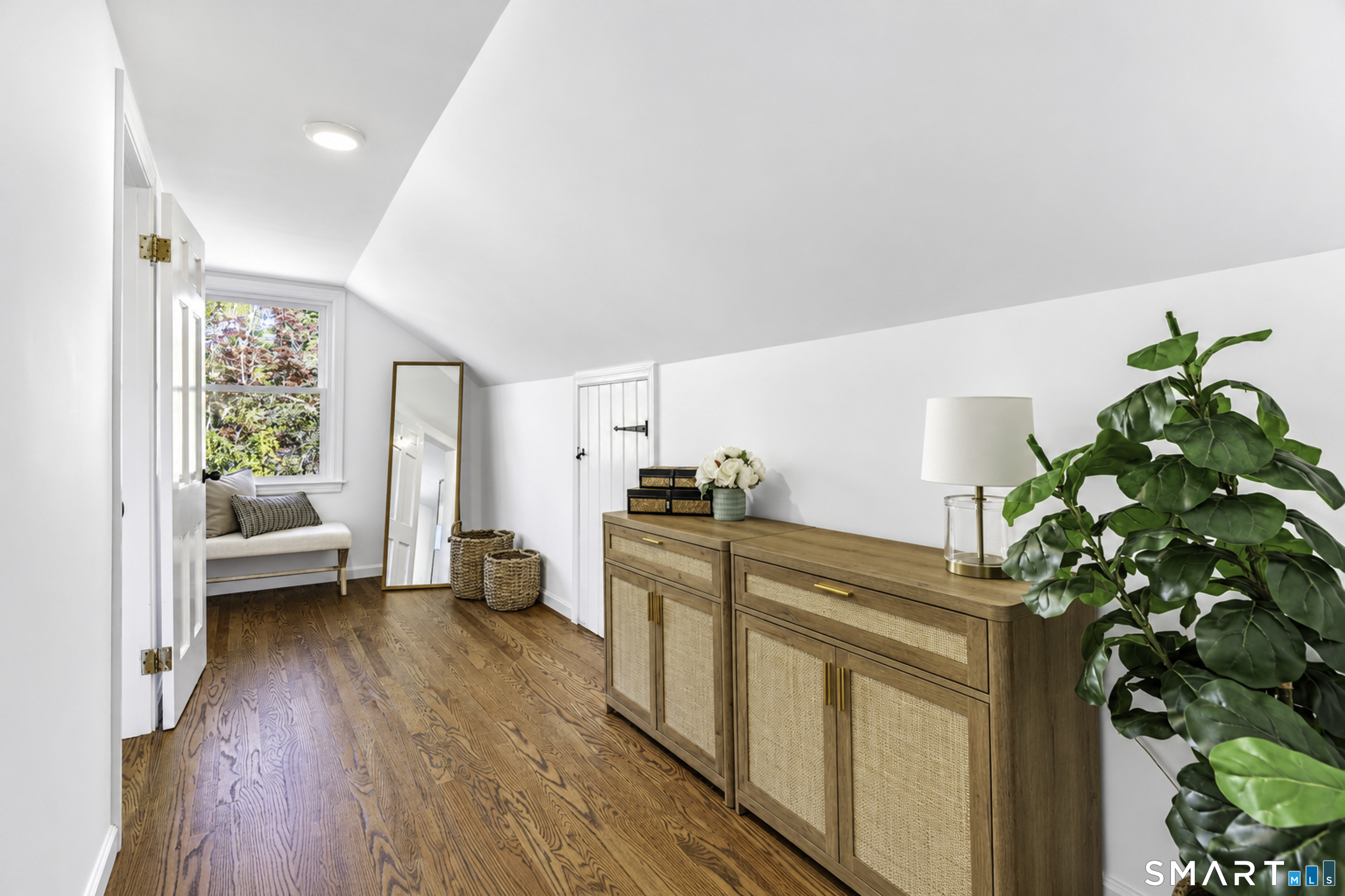 100 Whisconier Road Property Photo 22