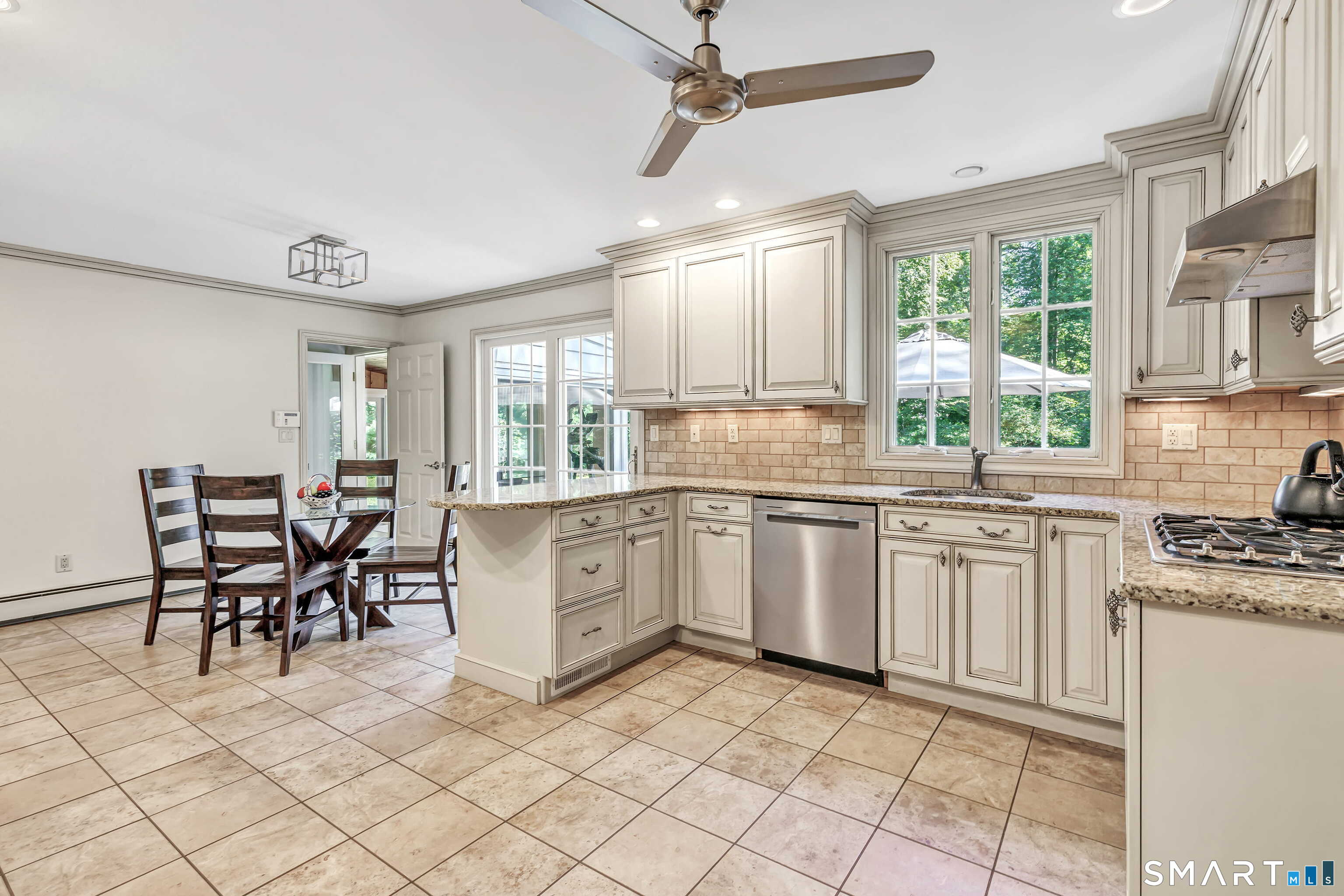 16 Alpine Road Property Photo 11