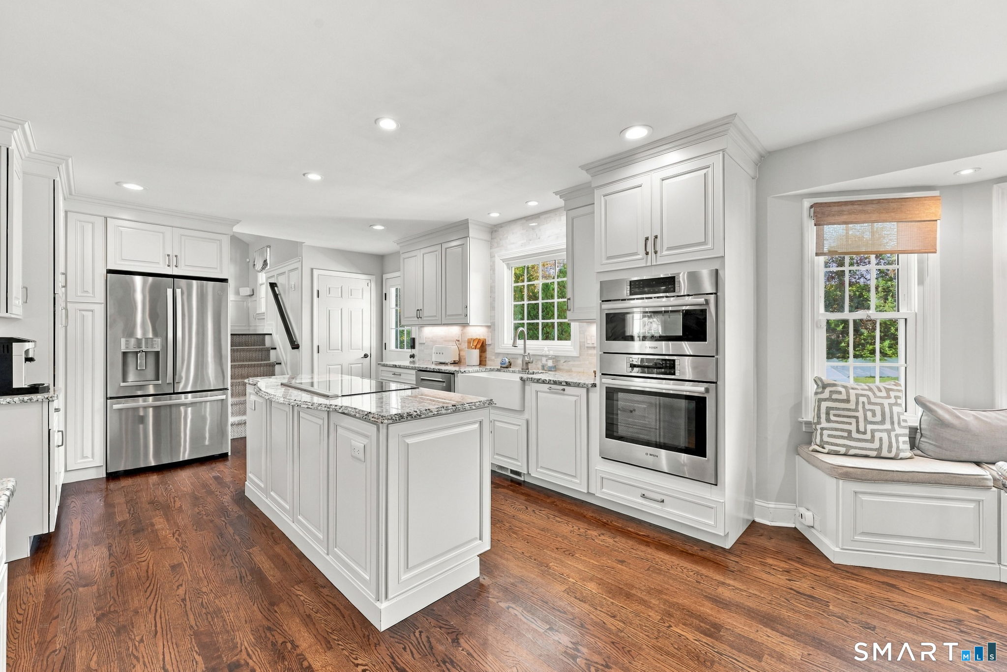 12 Glen Hollow Drive Property Photo 11