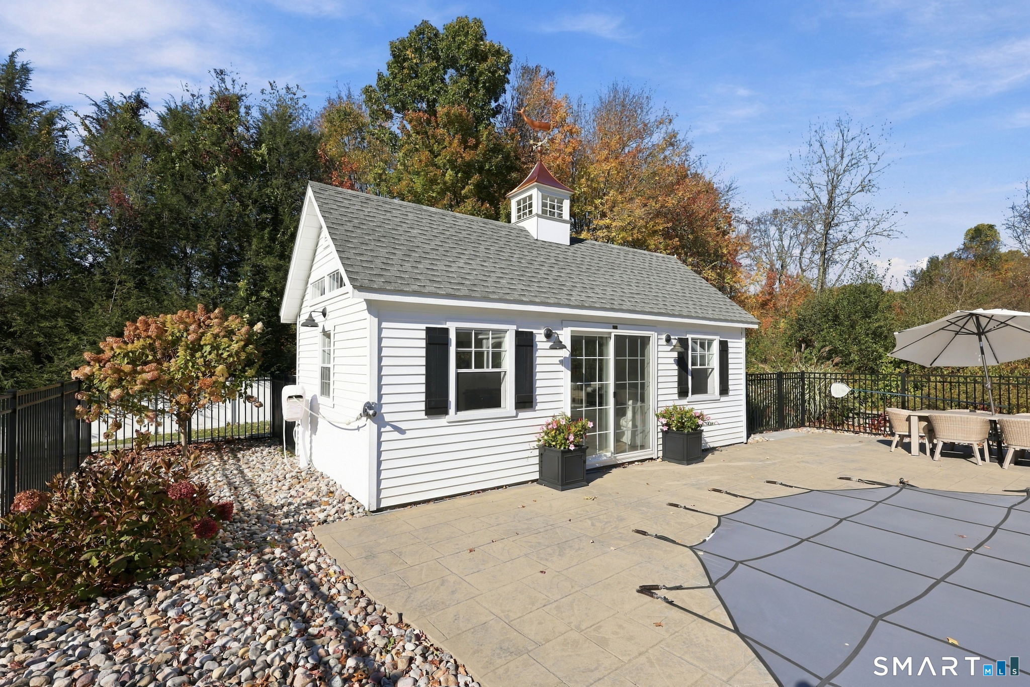 12 Glen Hollow Drive Property Photo 37
