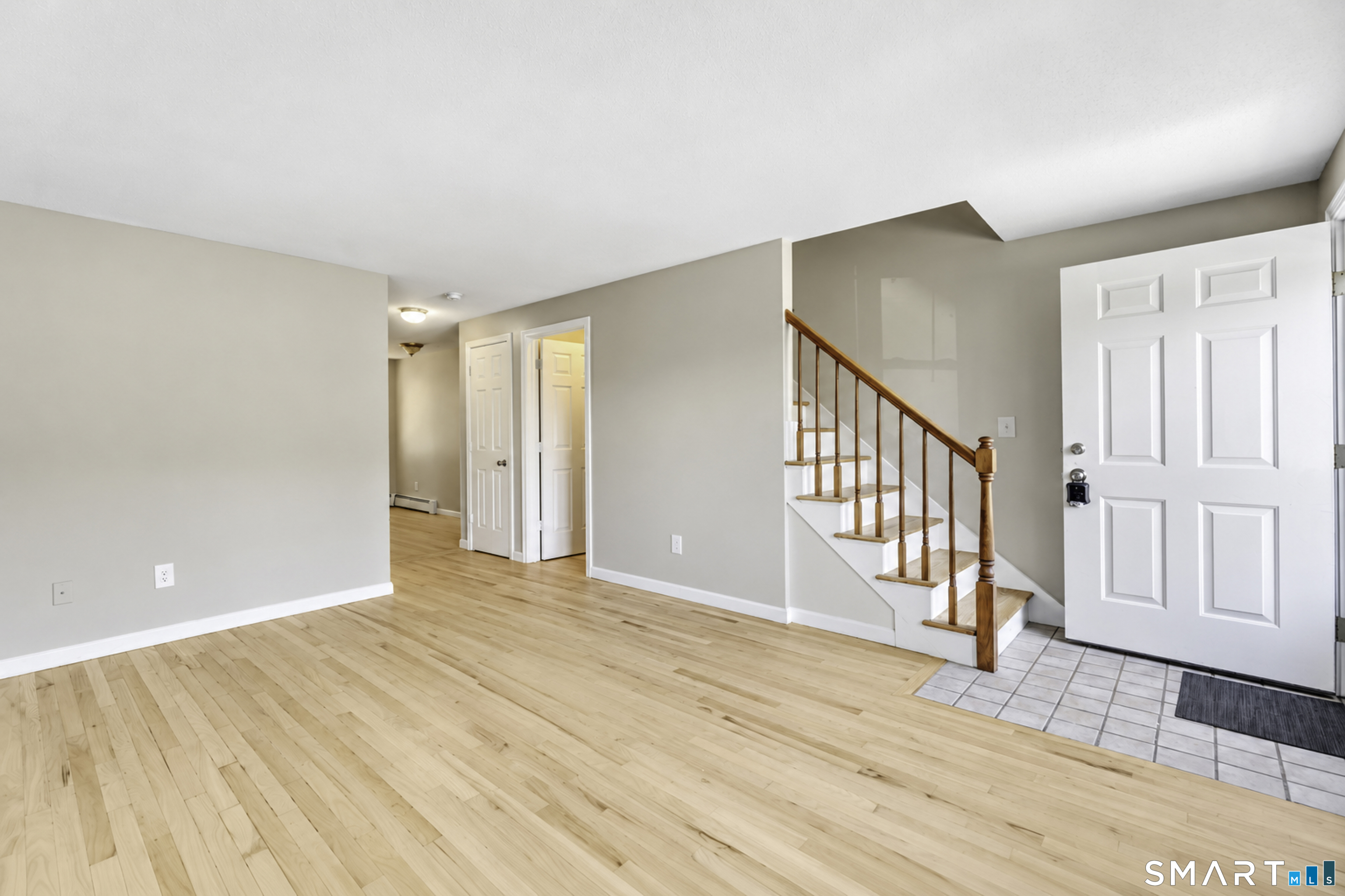 129 Brentwood 129 Drive Property Photo 3