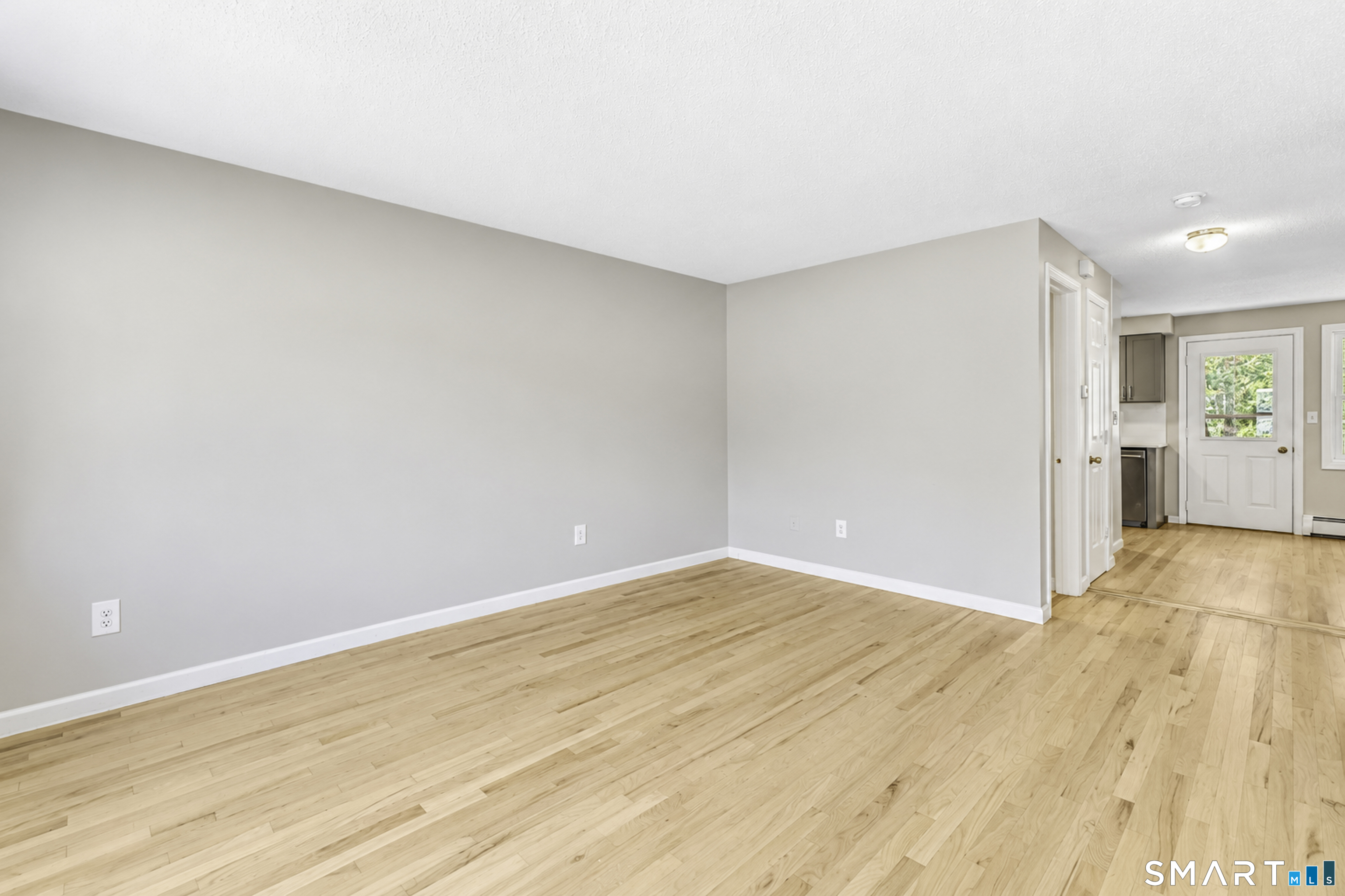 129 Brentwood 129 Drive Property Photo 6