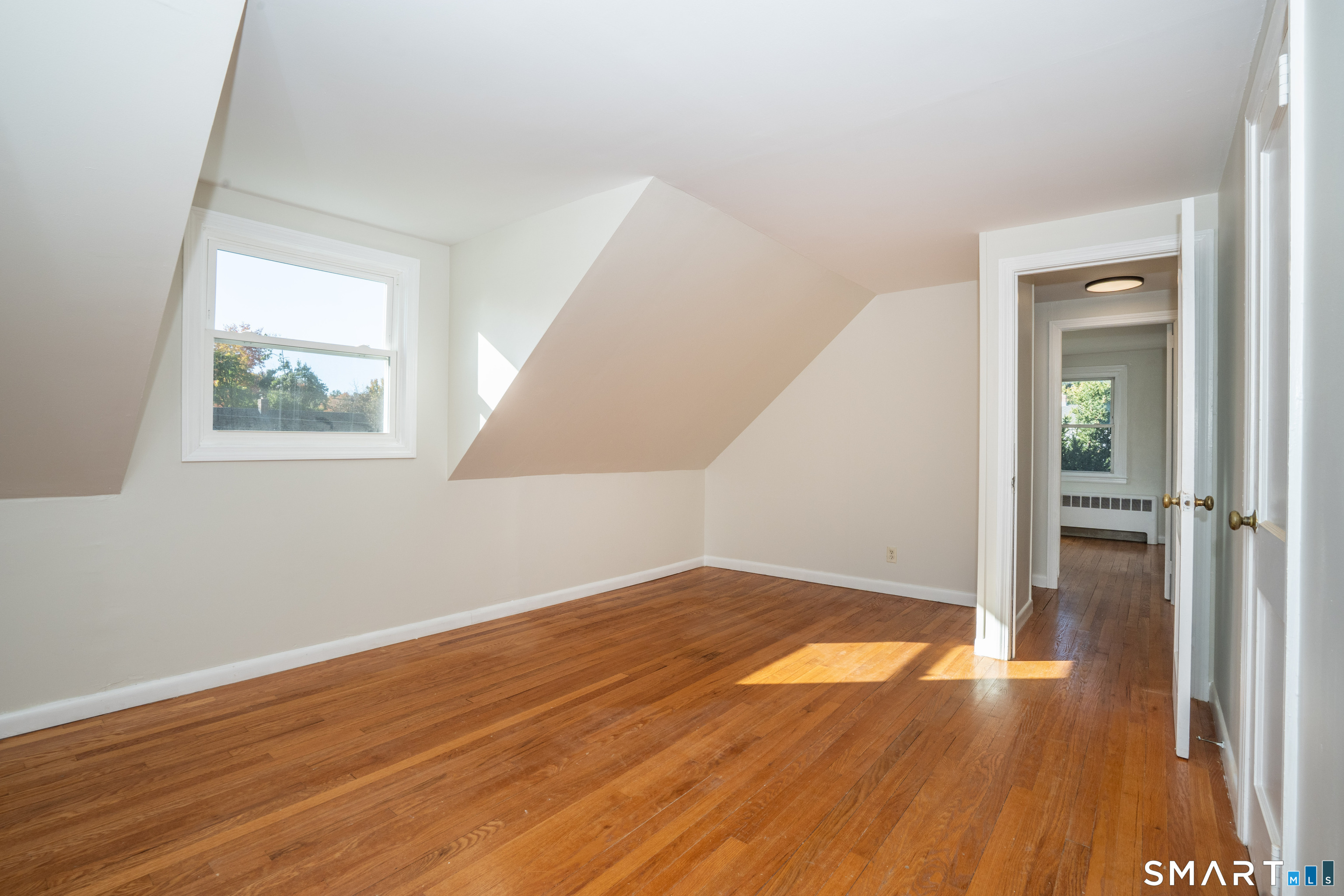 16 Kenlock Street Property Photo 23