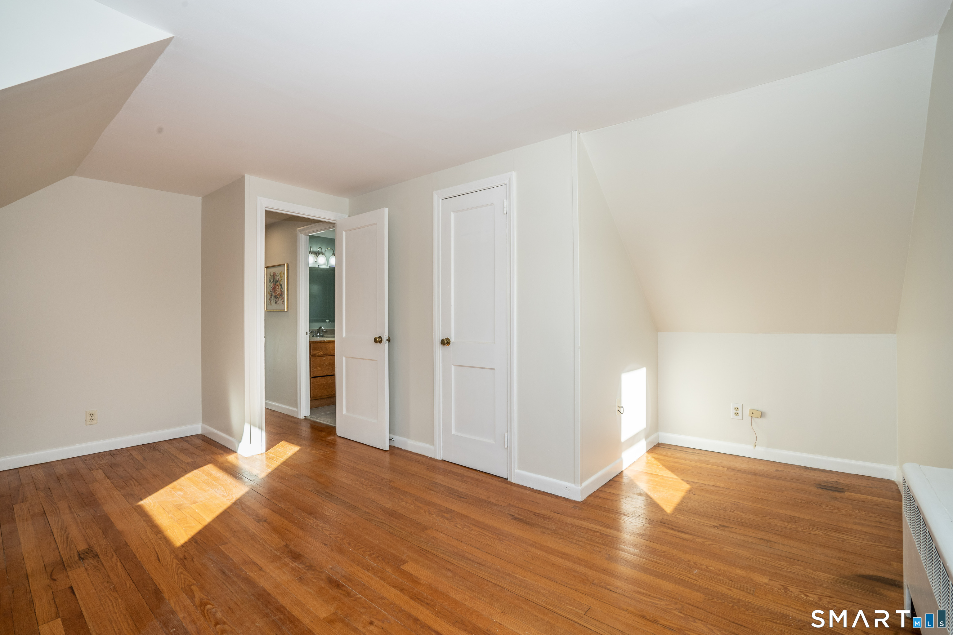 16 Kenlock Street Property Photo 31