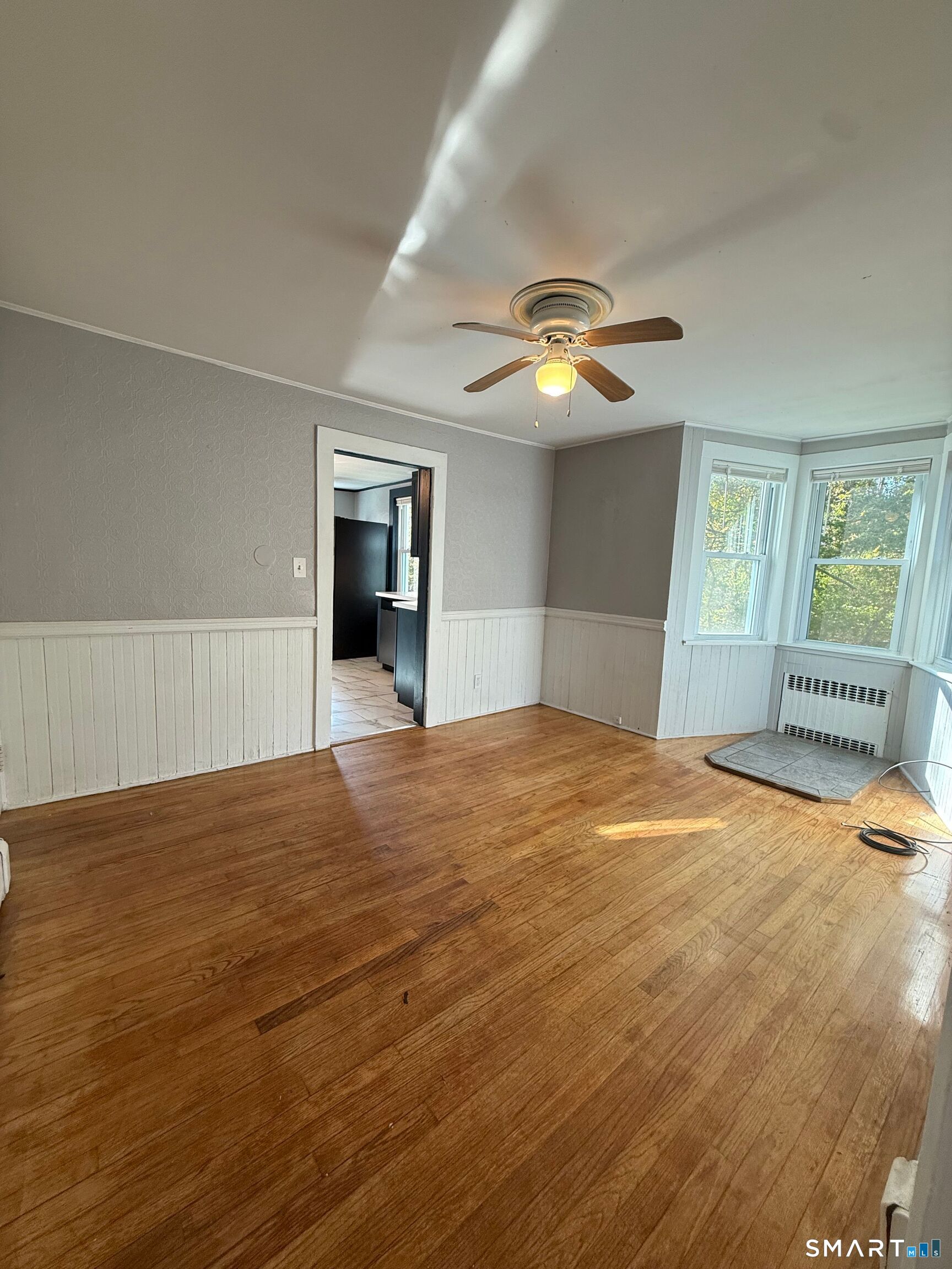 711 Old Hartford Road Property Photo 10