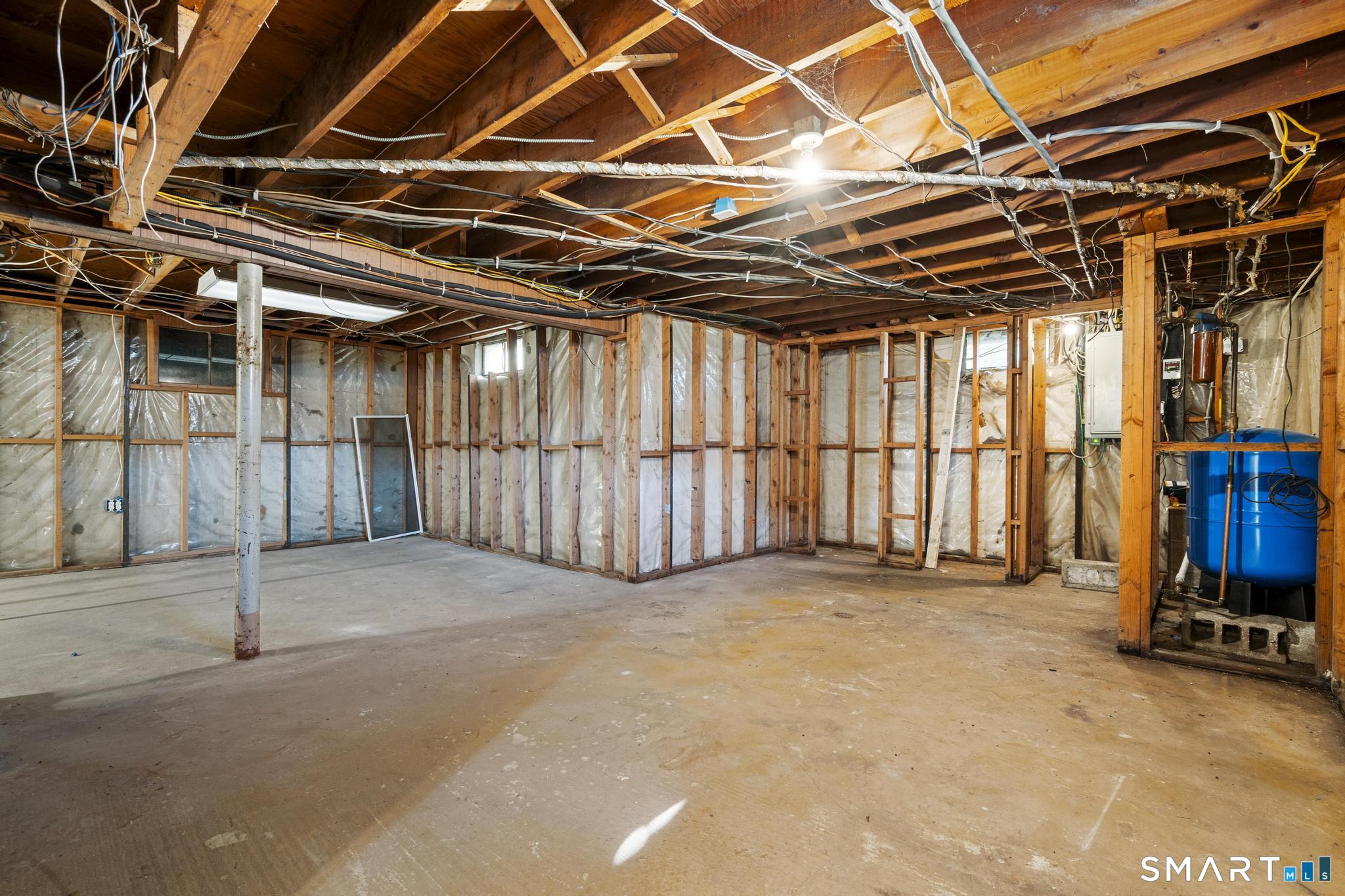 3 Deer Park Road Property Photo 32