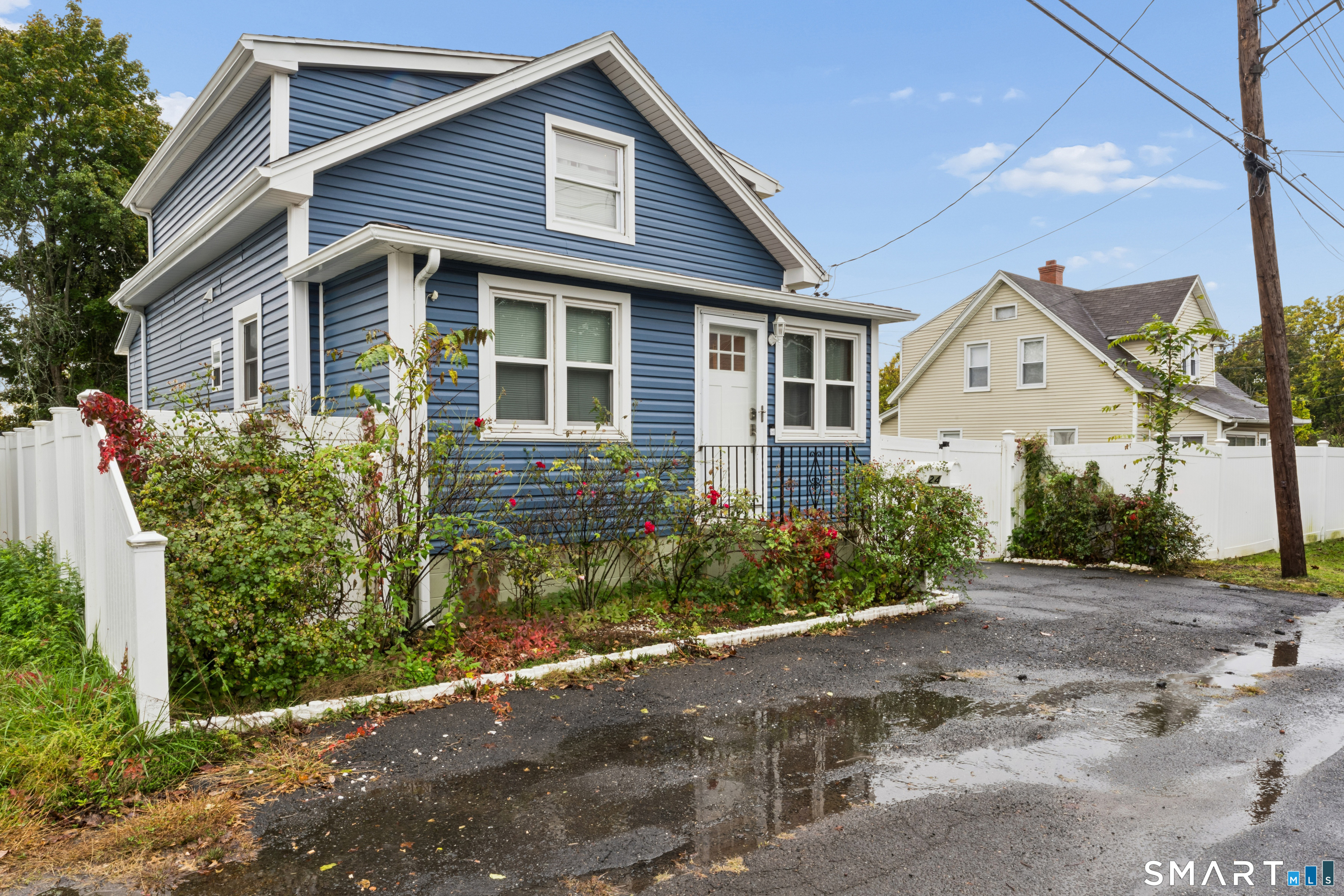 24 High Street Property Photo 1