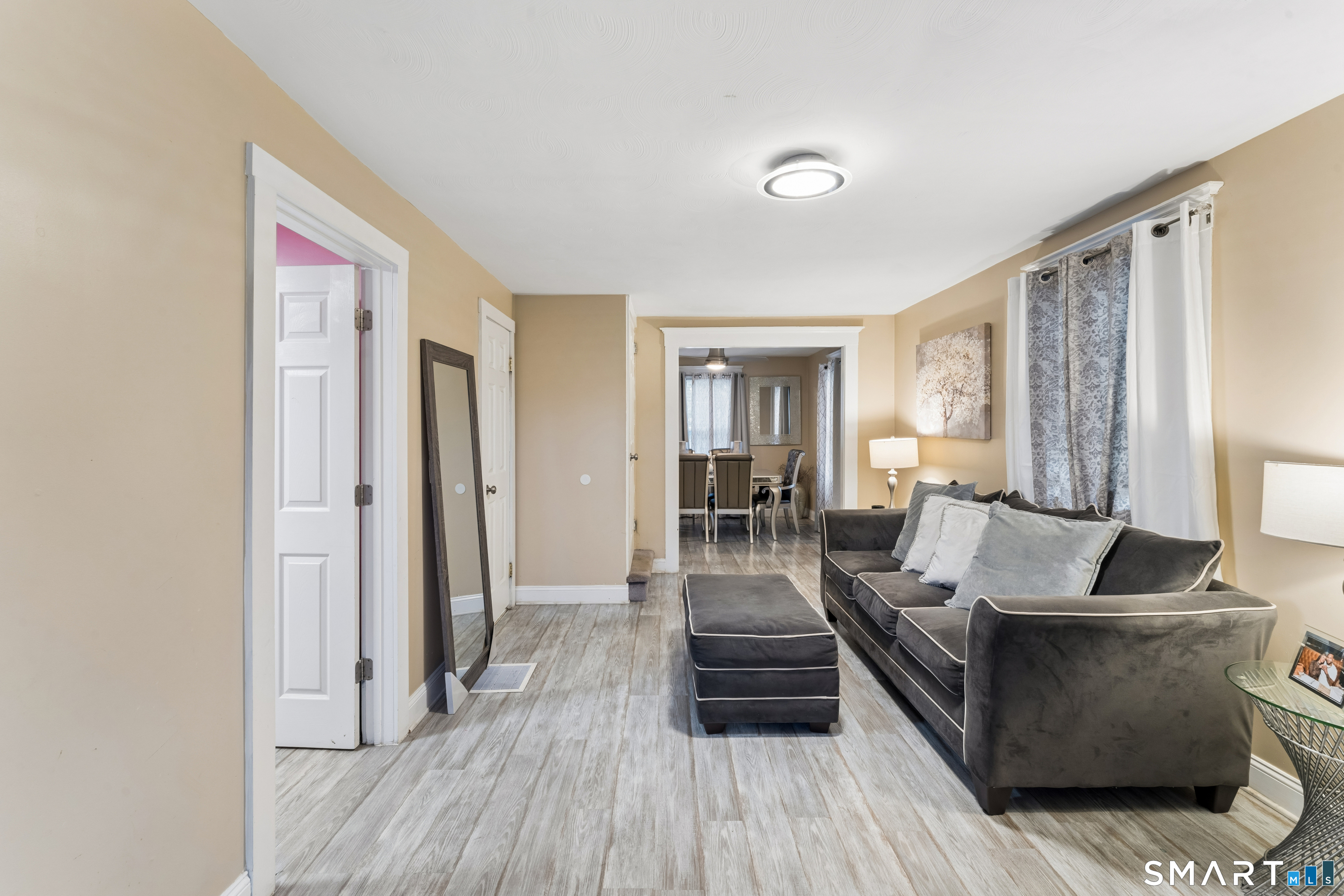 24 High Street Property Photo 2