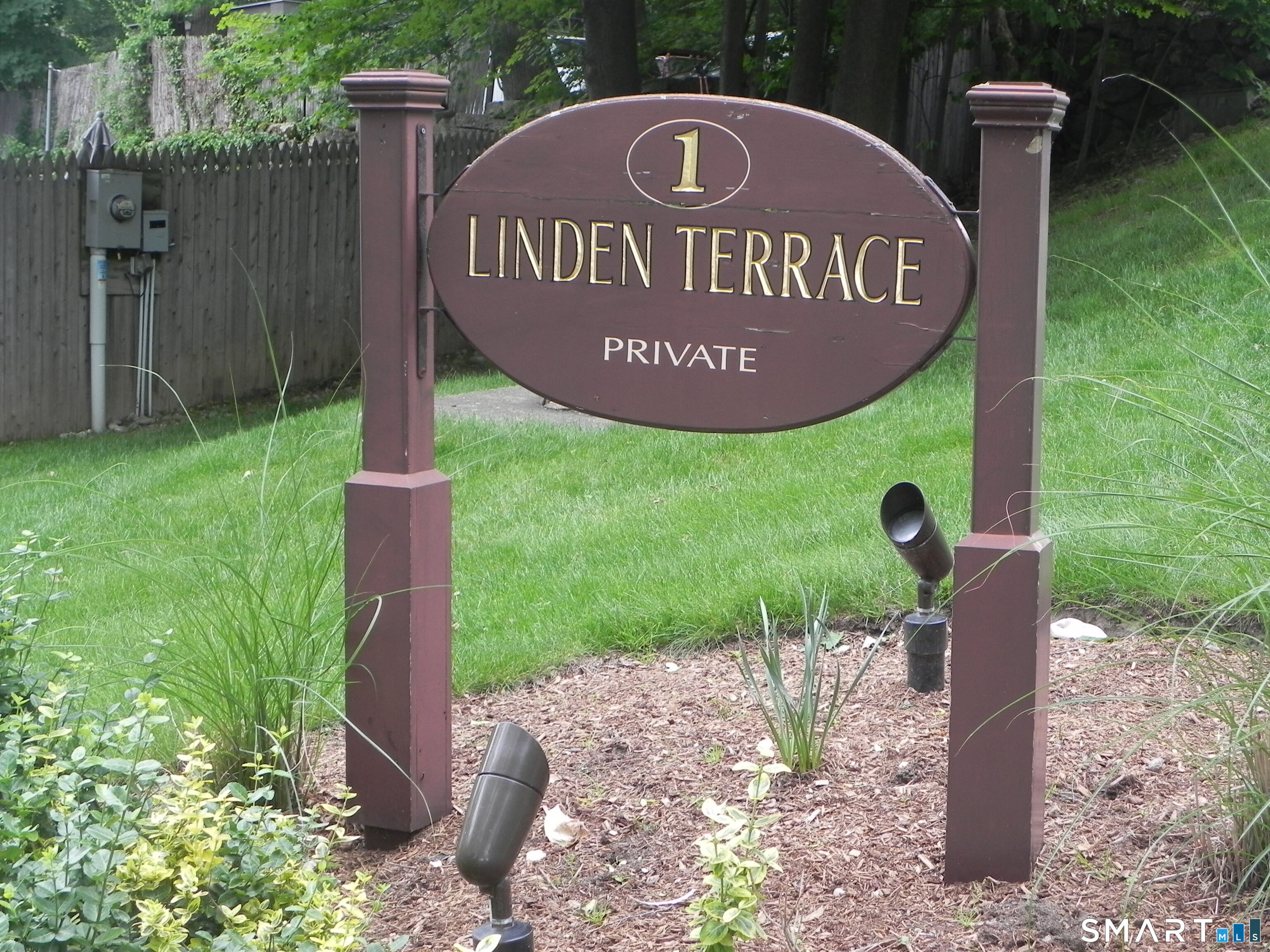 1 Linden B1 Street Property Photo 1