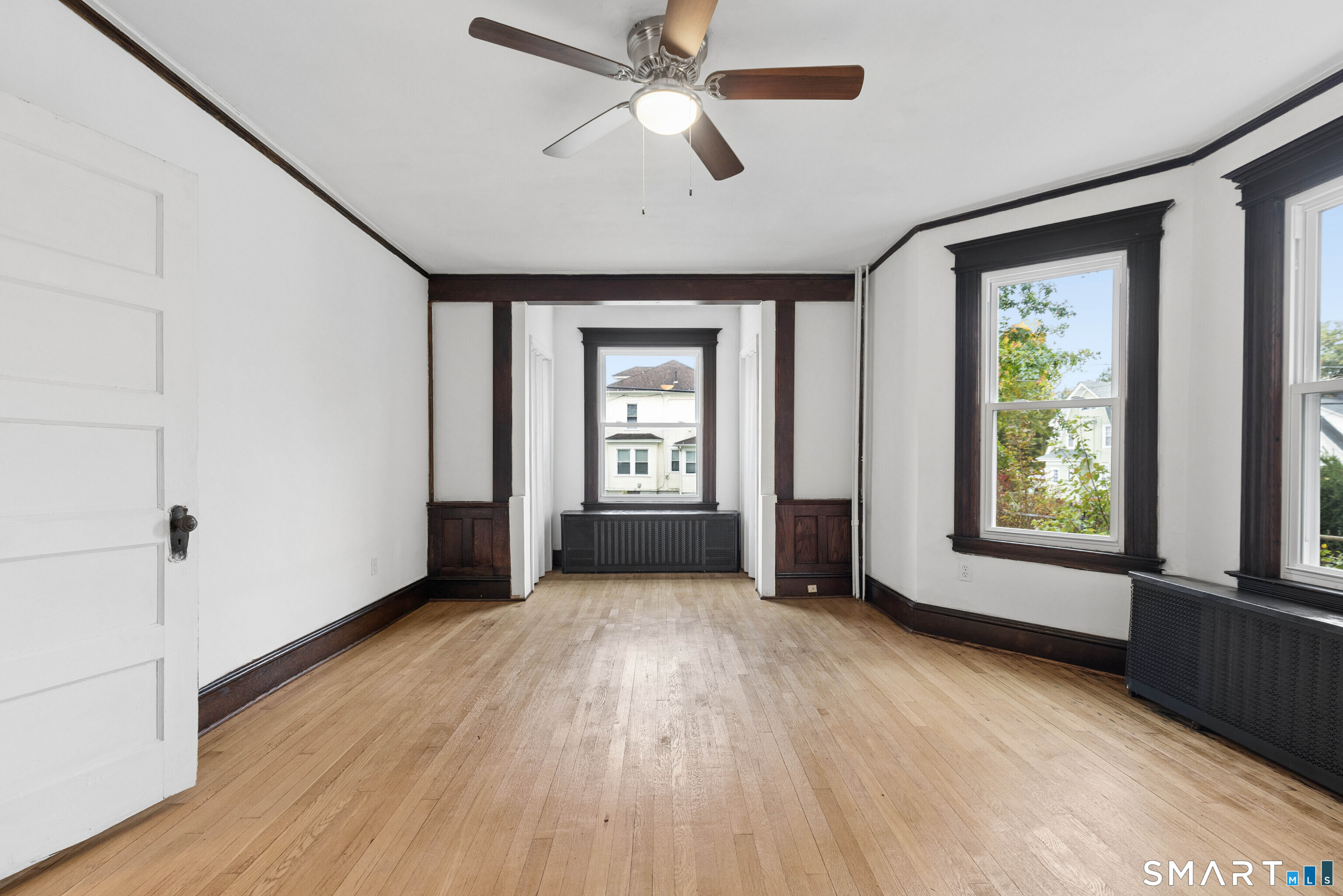 850 Tower Avenue Property Photo 7
