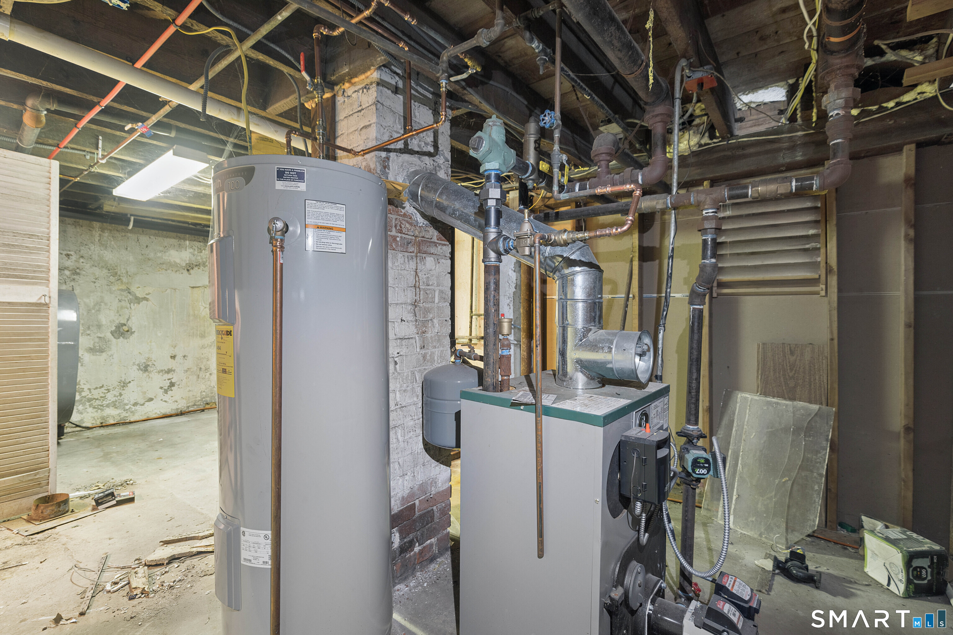 850 Tower Avenue Property Photo 18