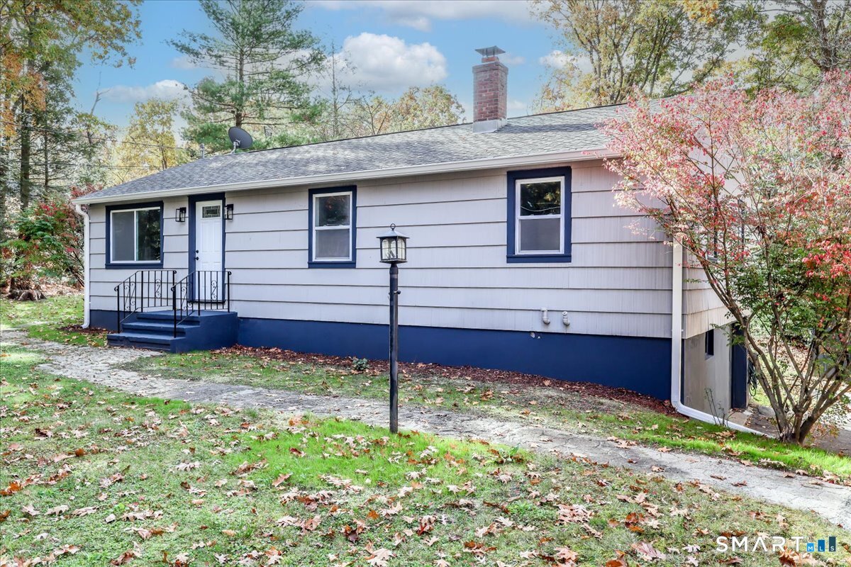 110 Woodland Drive Property Photo 2