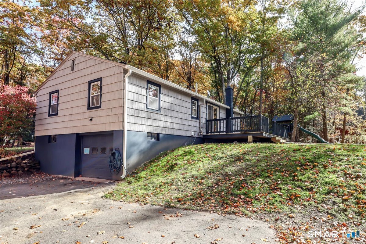 110 Woodland Drive Property Photo 5