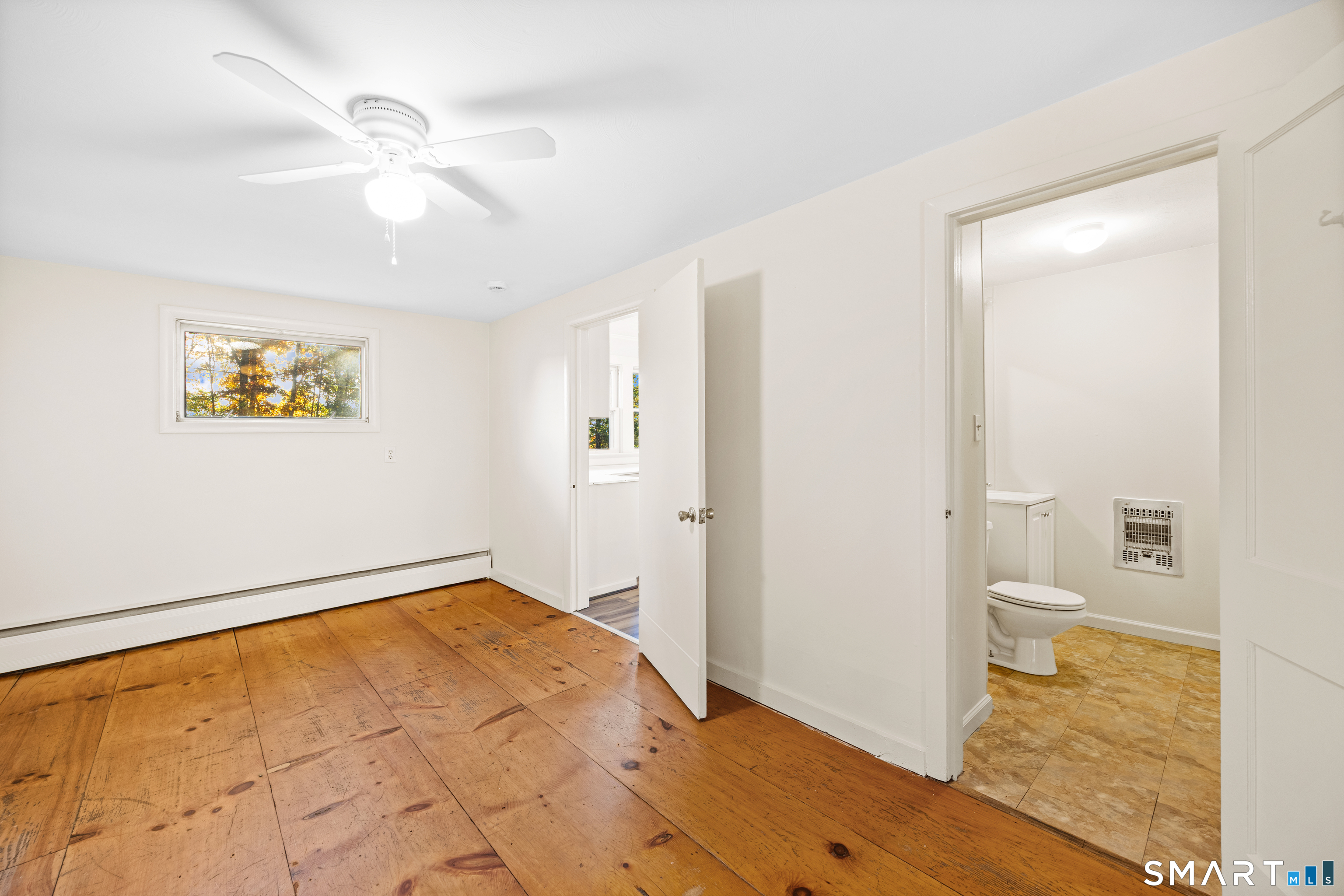 251 East Johnson Avenue Property Photo 18