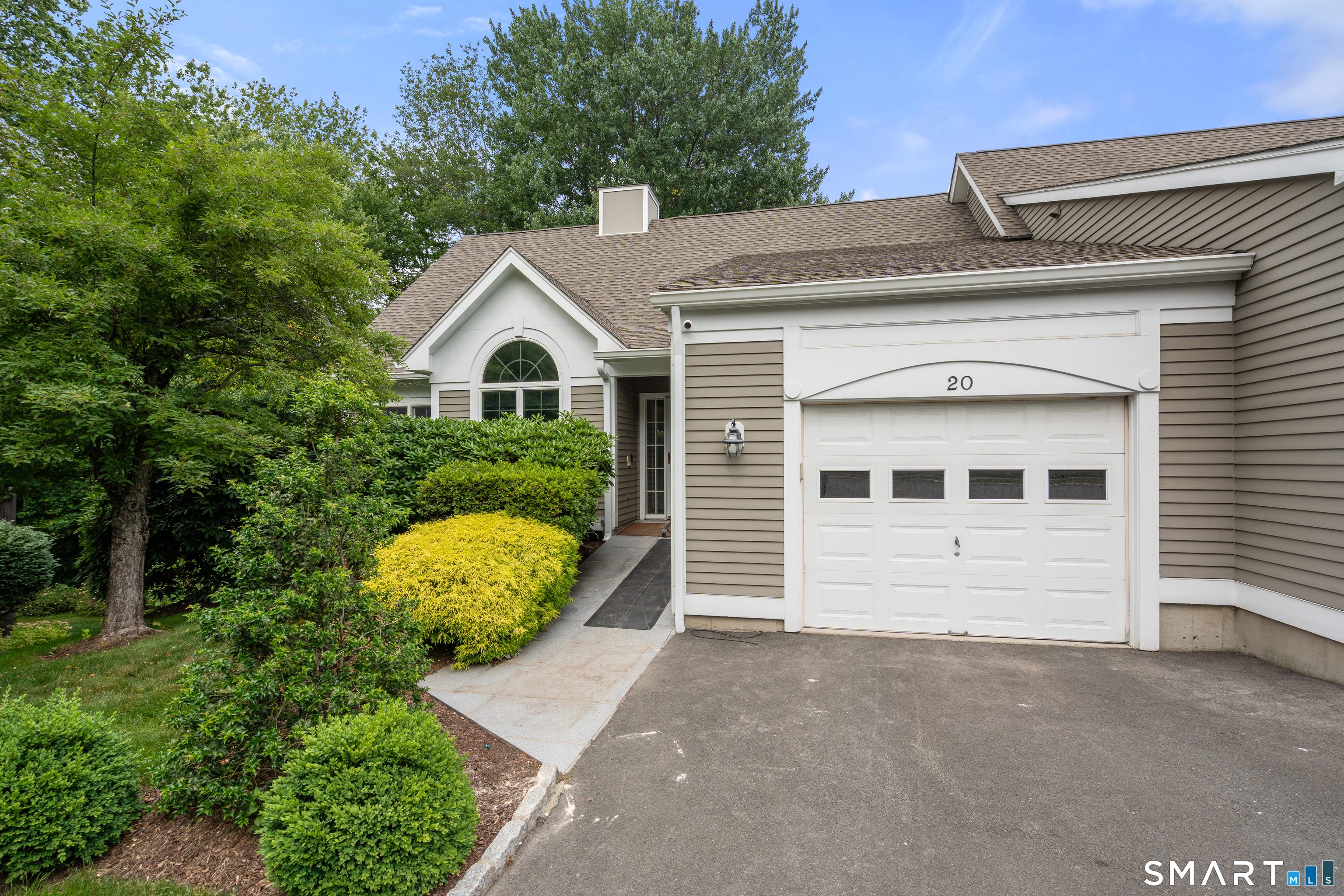 20 Carrie 20 Circle Property Photo 2