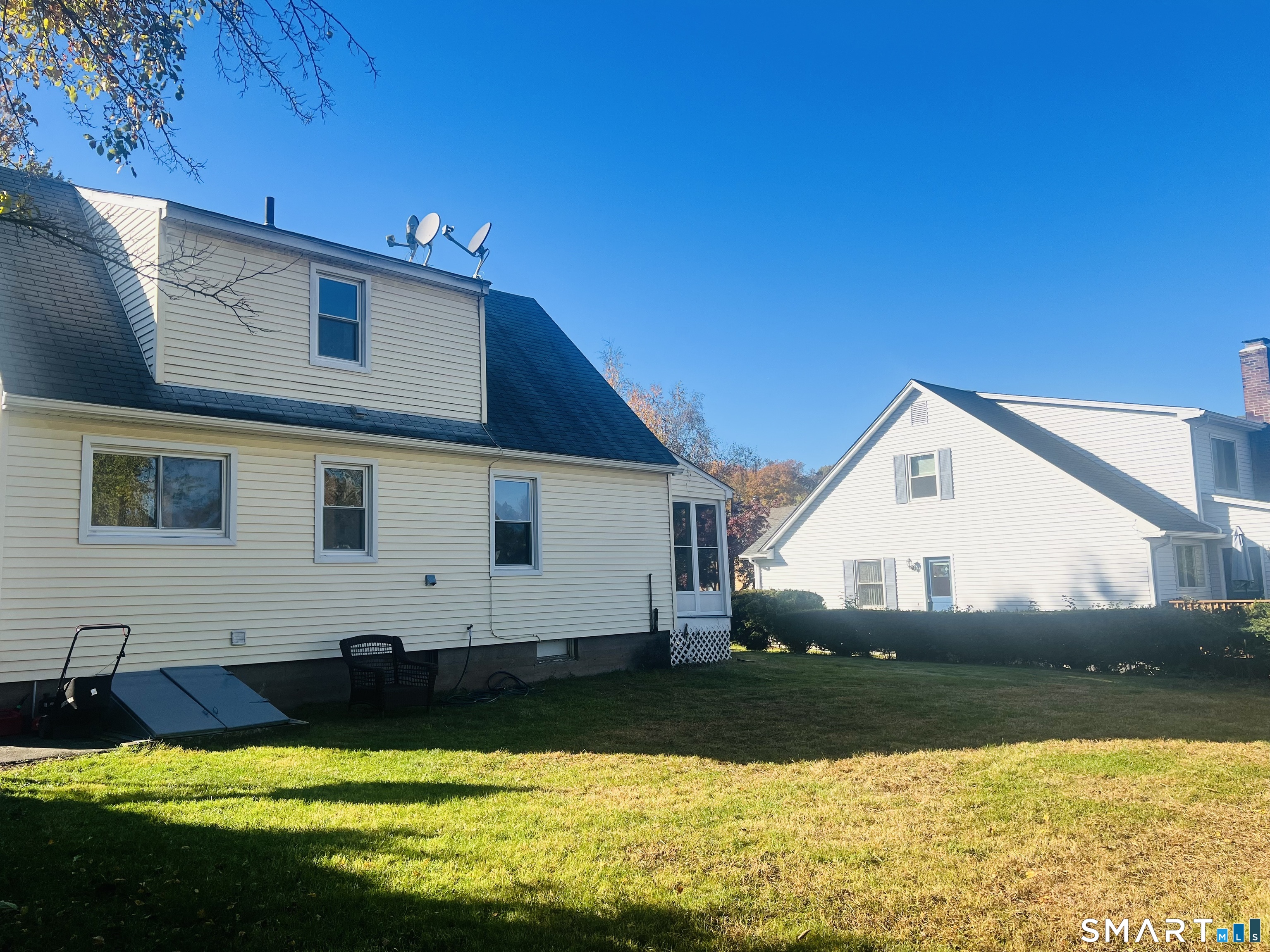 106 Front South Street Property Photo 19