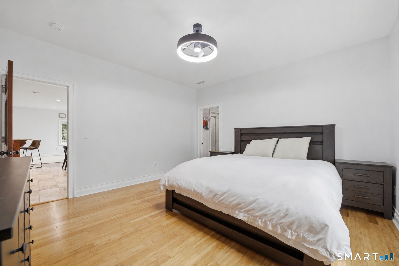128 Van Buskirk Avenue Property Photo 10