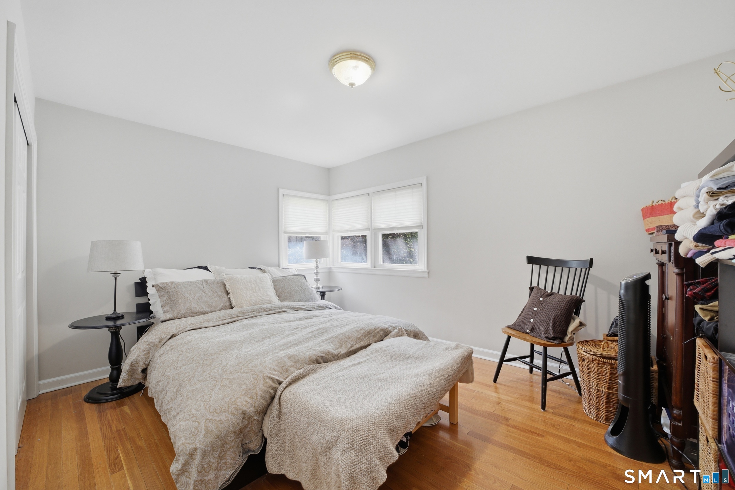 128 Van Buskirk Avenue Property Photo 29