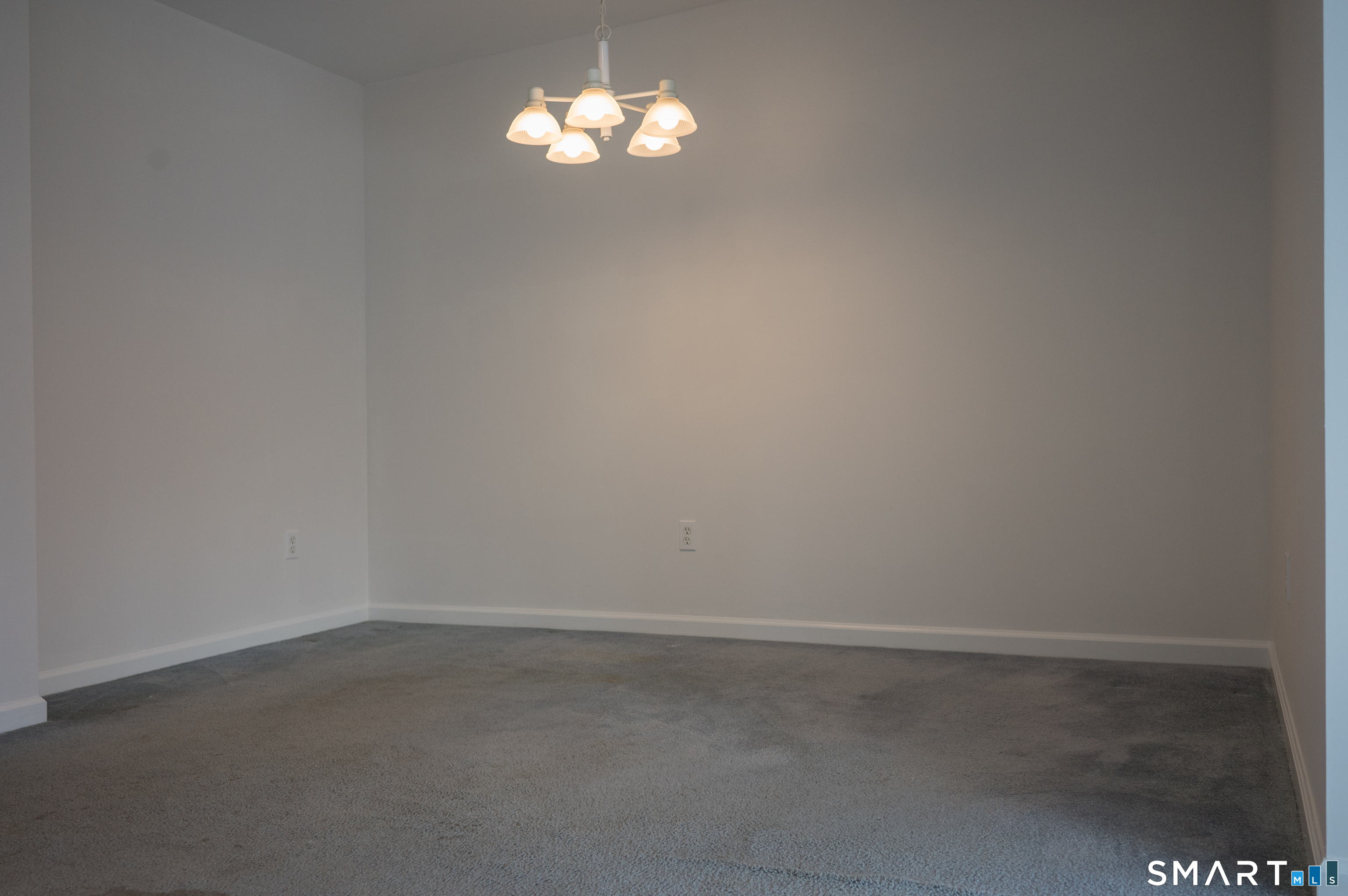 75 Washington 8-401 Avenue Property Photo 9