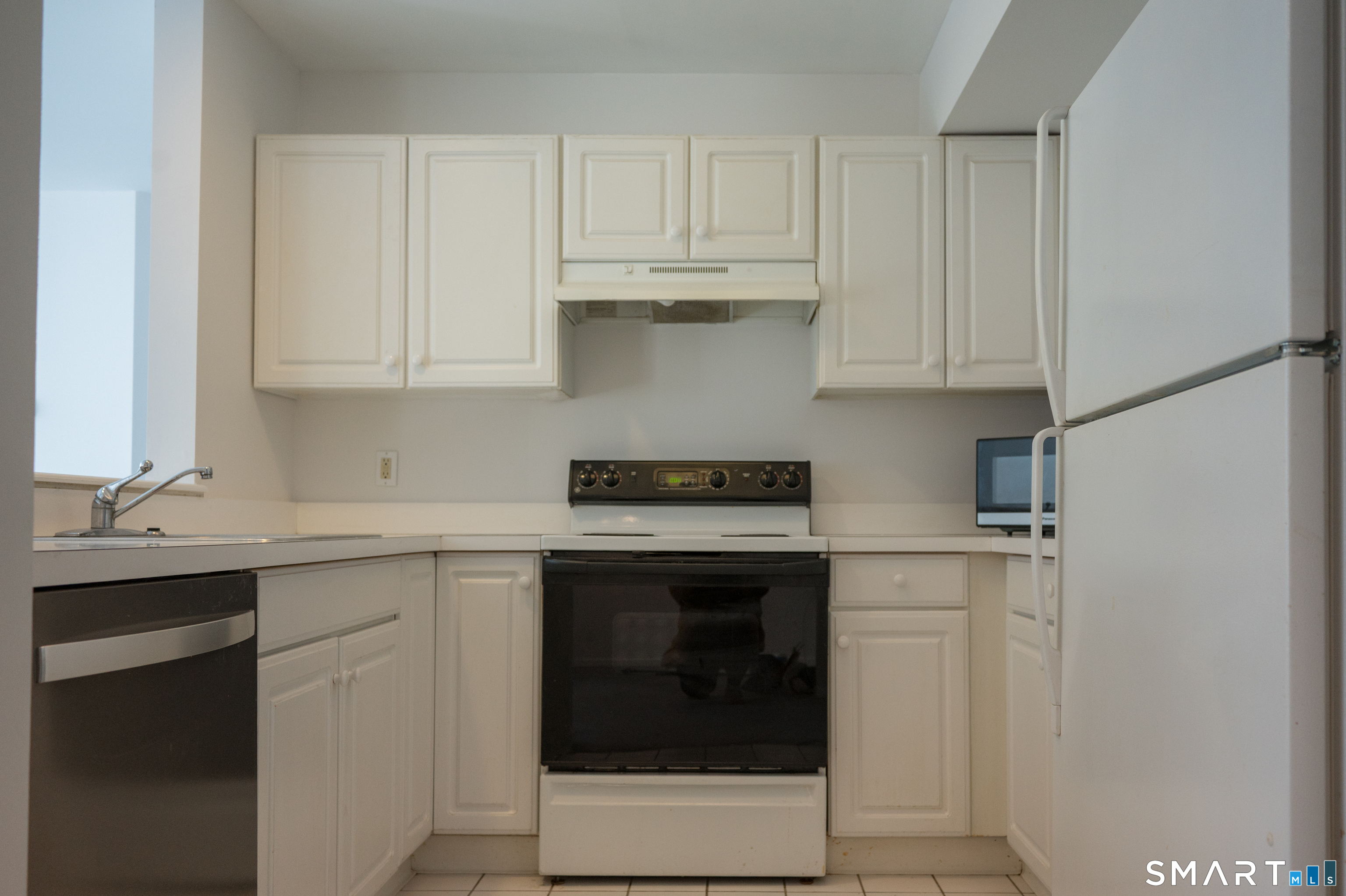 75 Washington 8-401 Avenue Property Photo 12