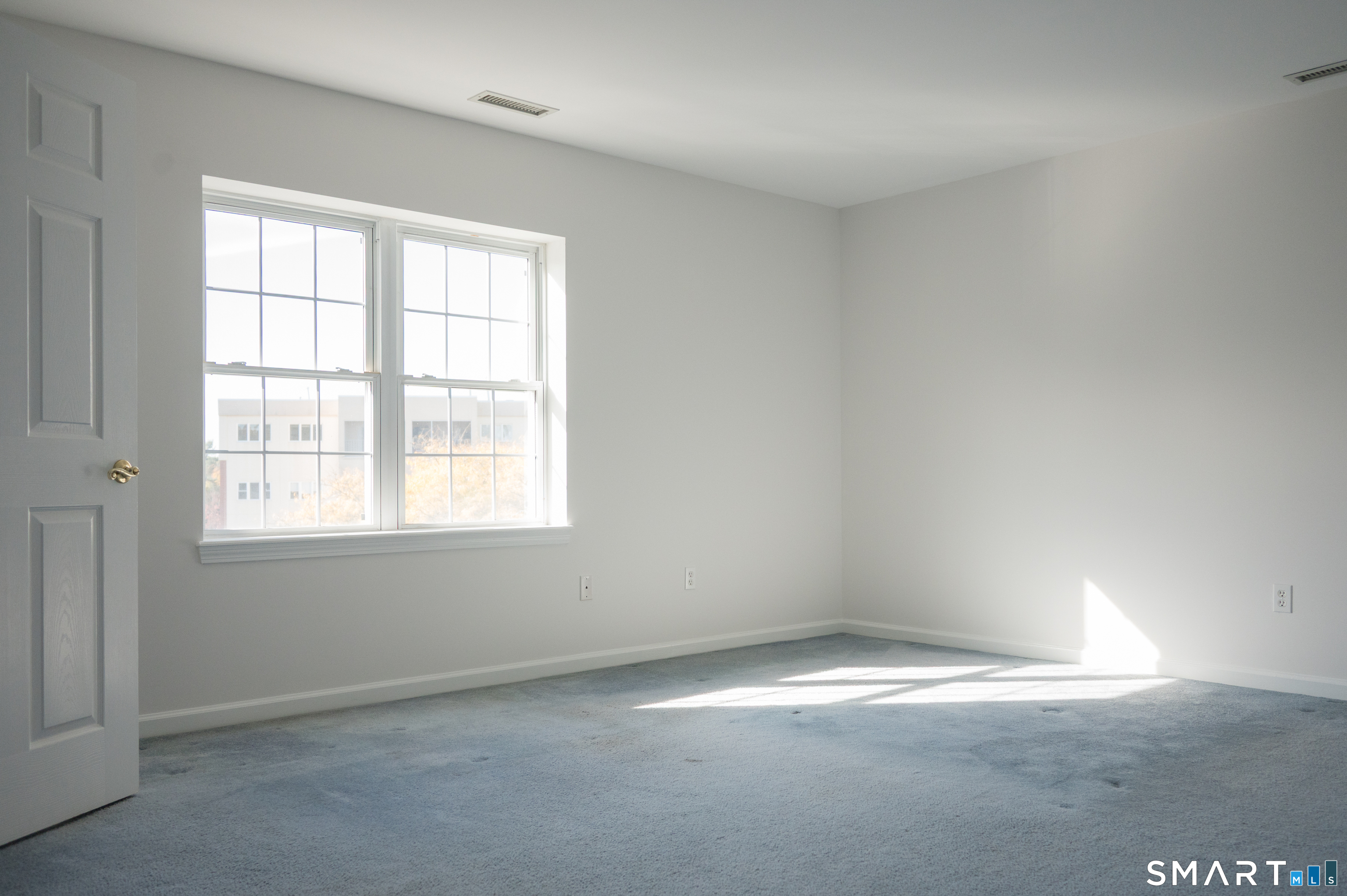 75 Washington 8-401 Avenue Property Photo 28