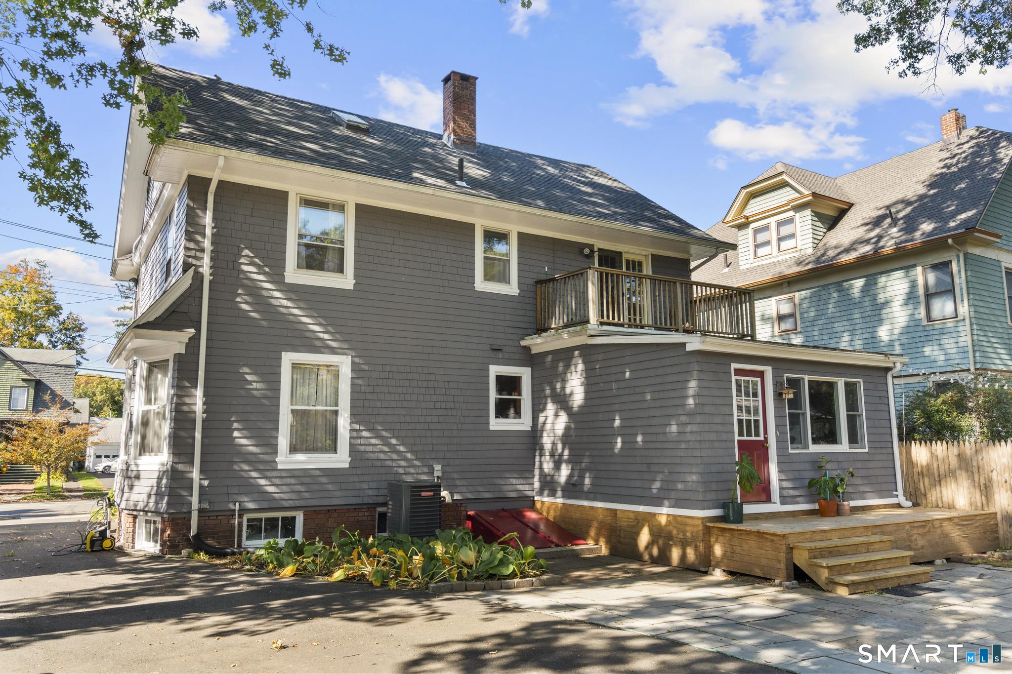 147 Alden Avenue Property Photo 4