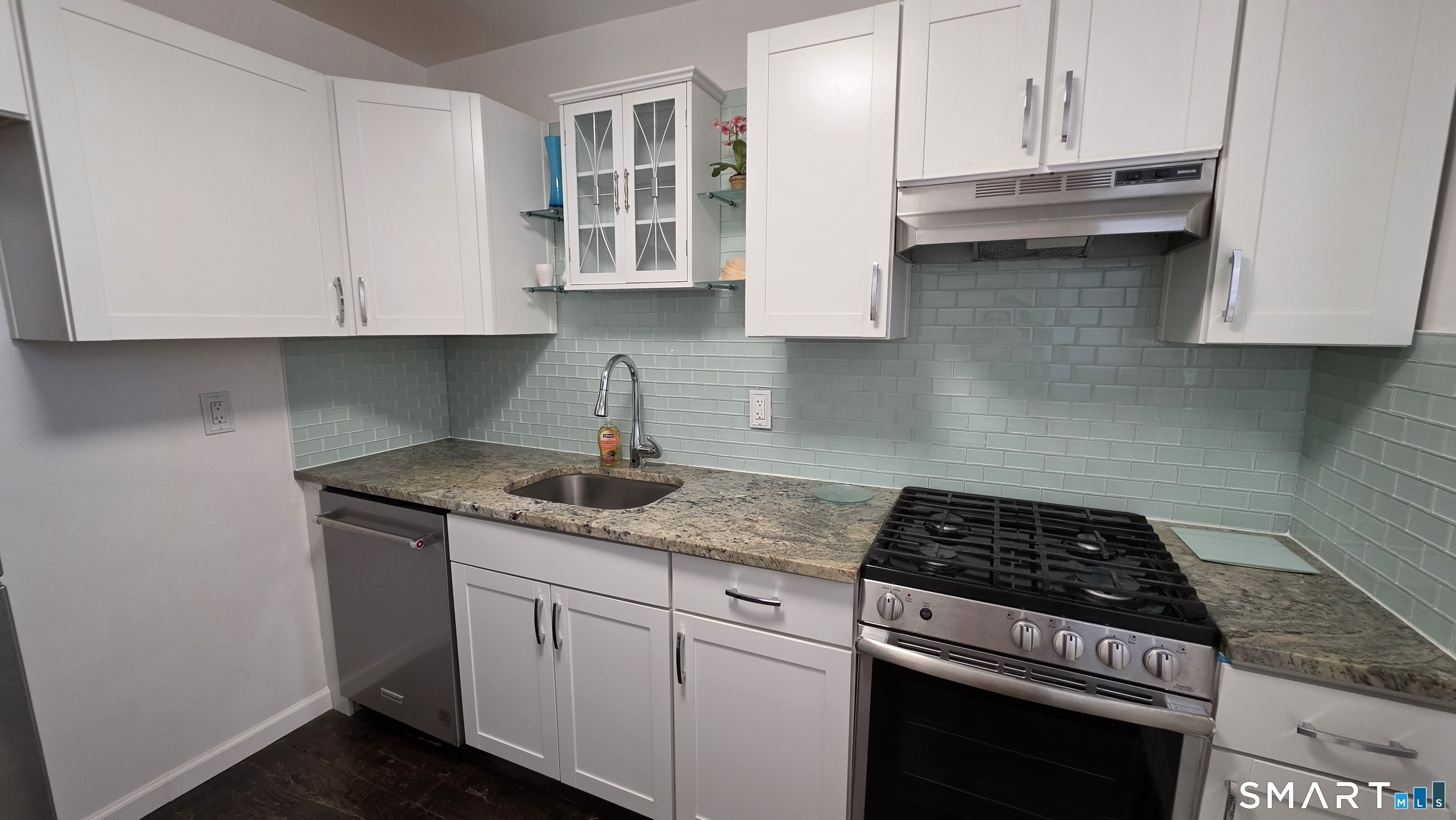 444 Bedford 9p Street Property Photo 3