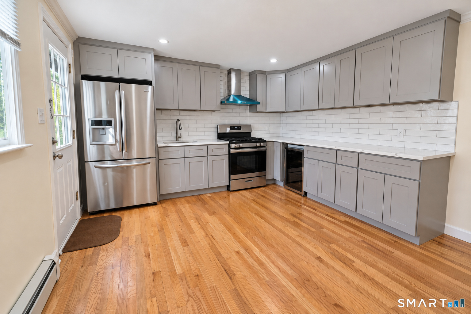 113 Clark Street Property Photo 4