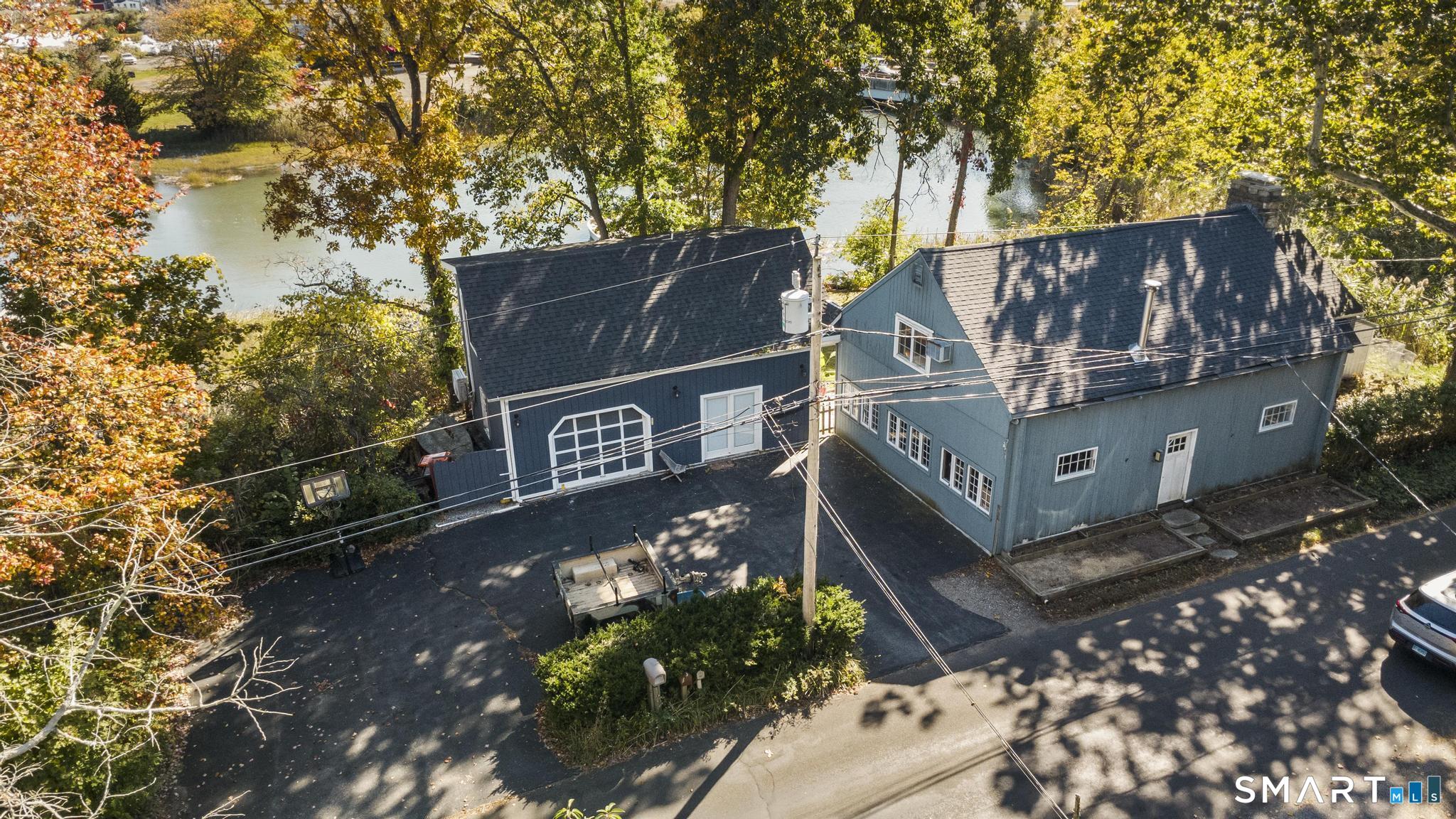 17 River East Road Property Photo 3