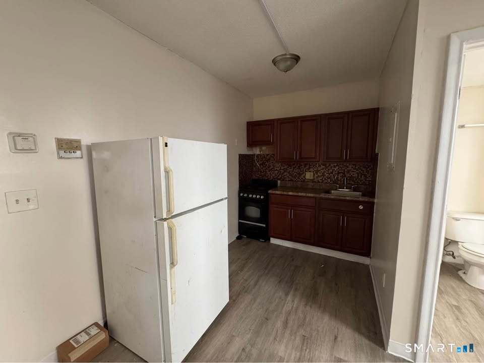 38 Main Street Property Photo 2