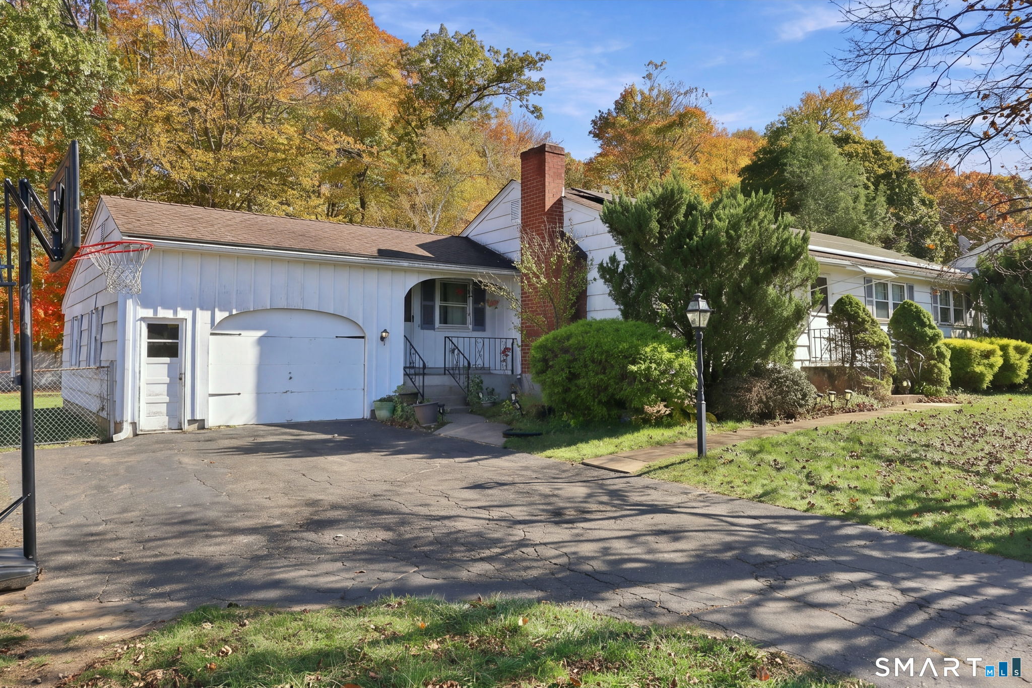 105 Dartmouth Drive Property Photo