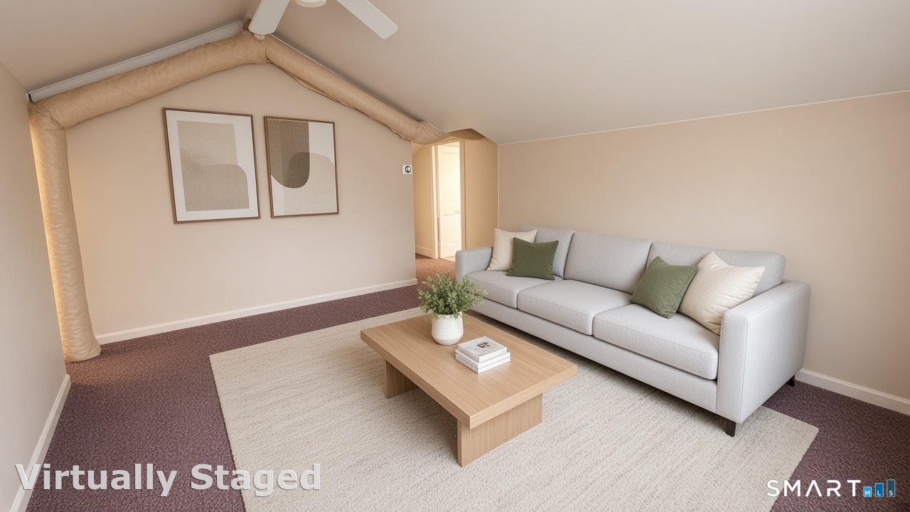 466 Derby Avenue Property Photo 2