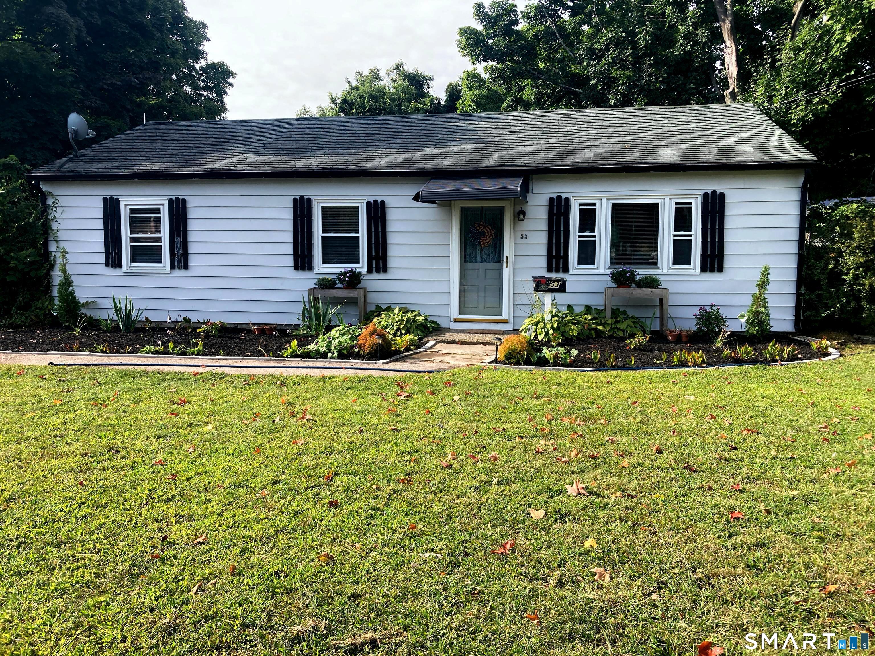 53 Laurel Road Property Photo 1