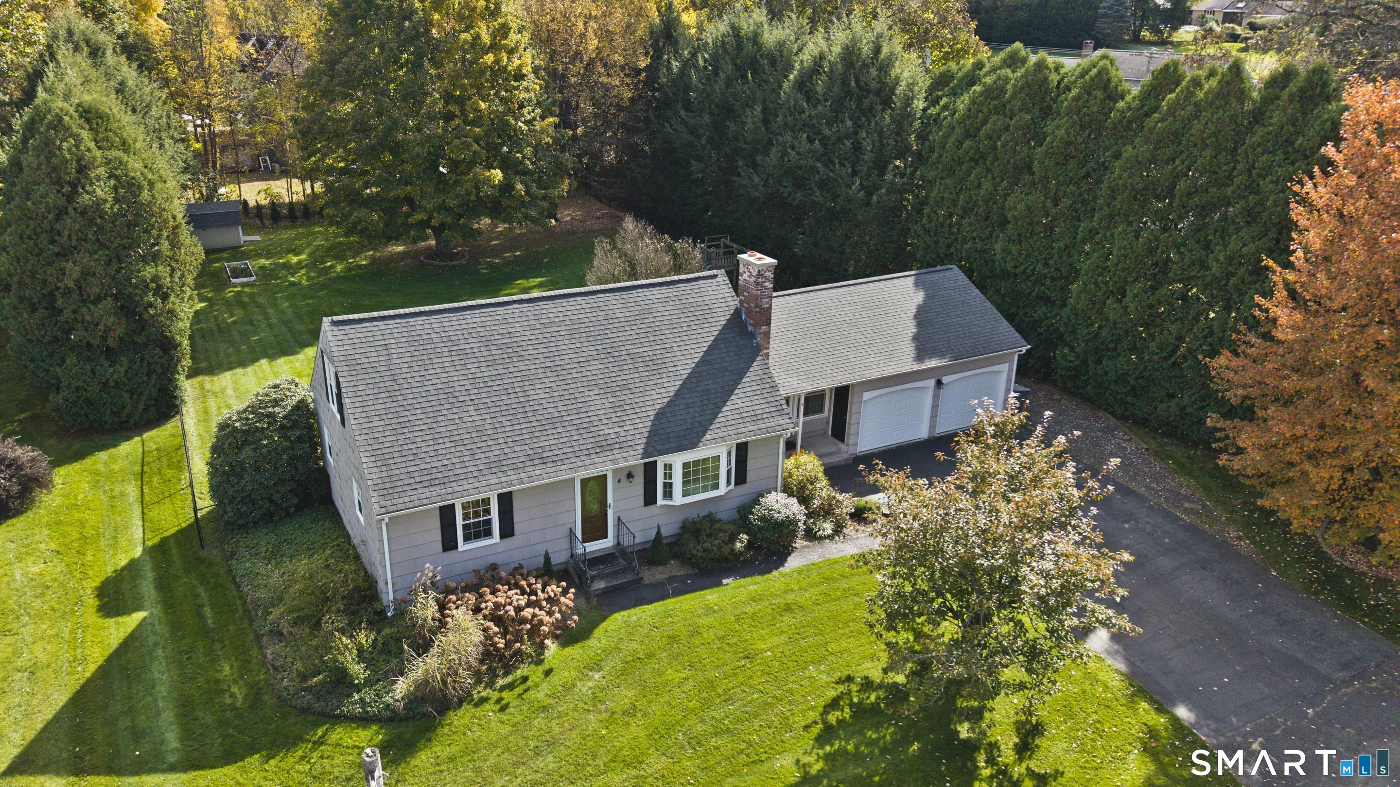 4 Hummingbird Lane Property Photo 1