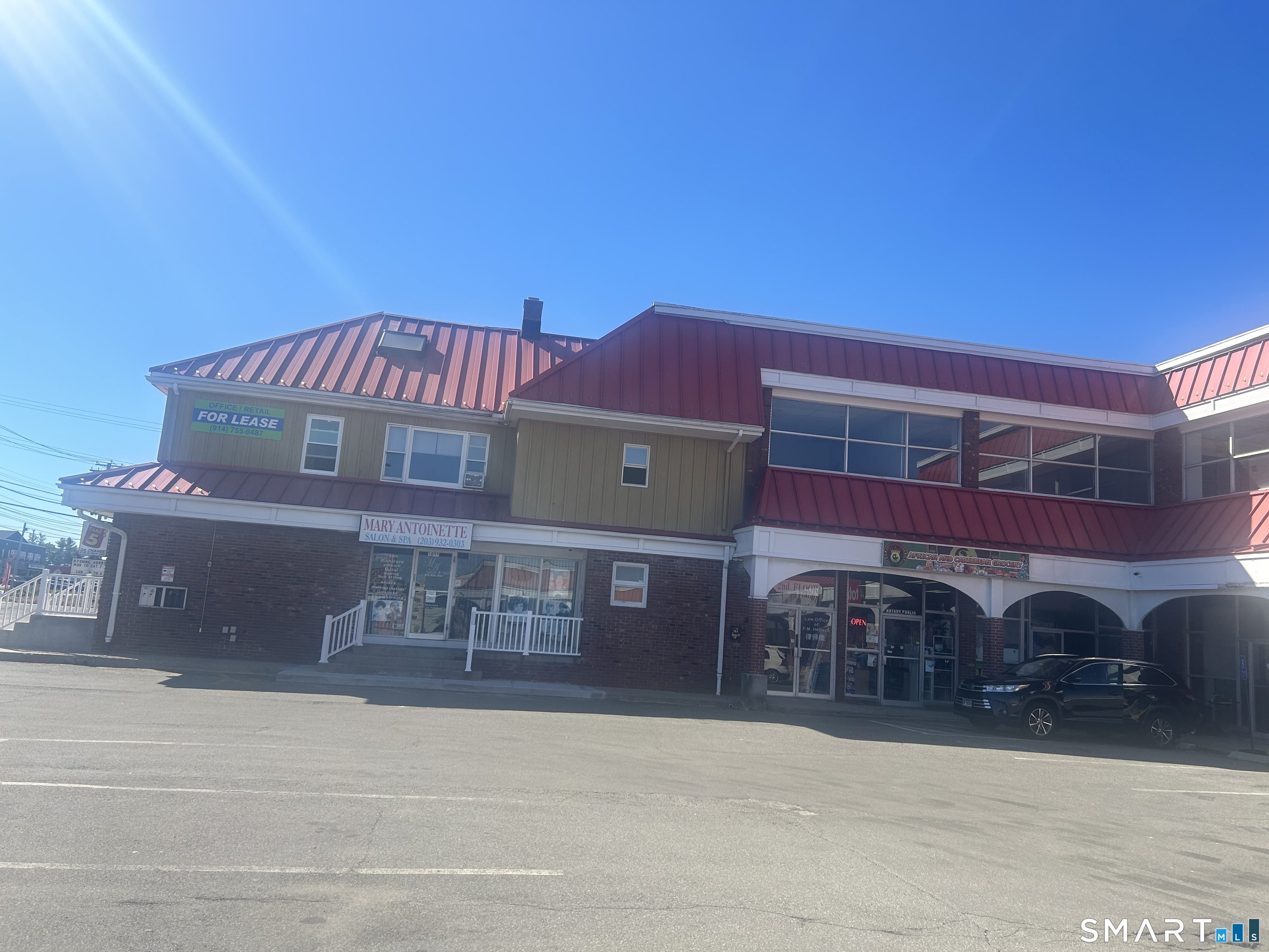 1055 Boston Post Road Property Photo 2