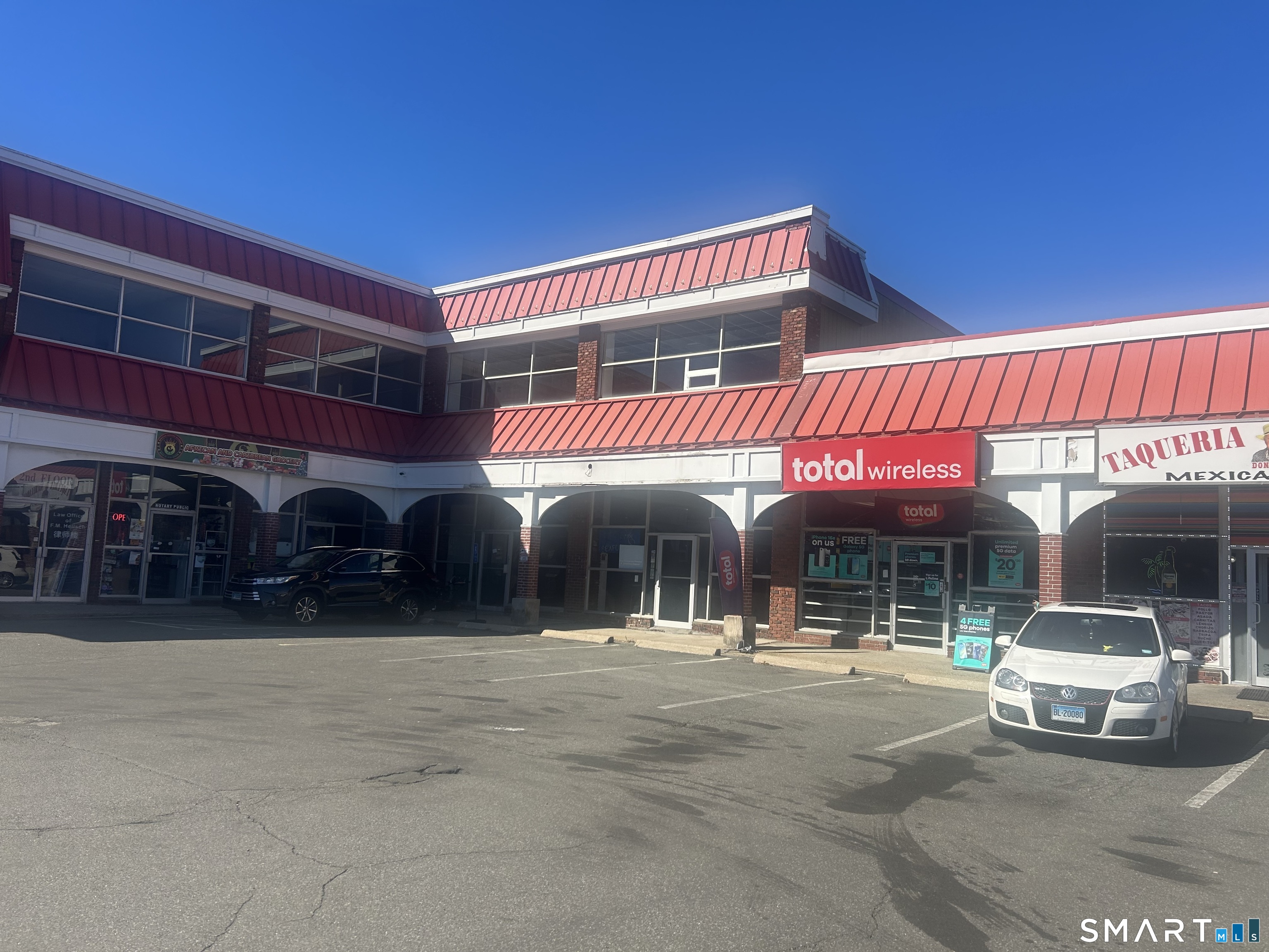 1055 Boston Post Road Property Photo 3