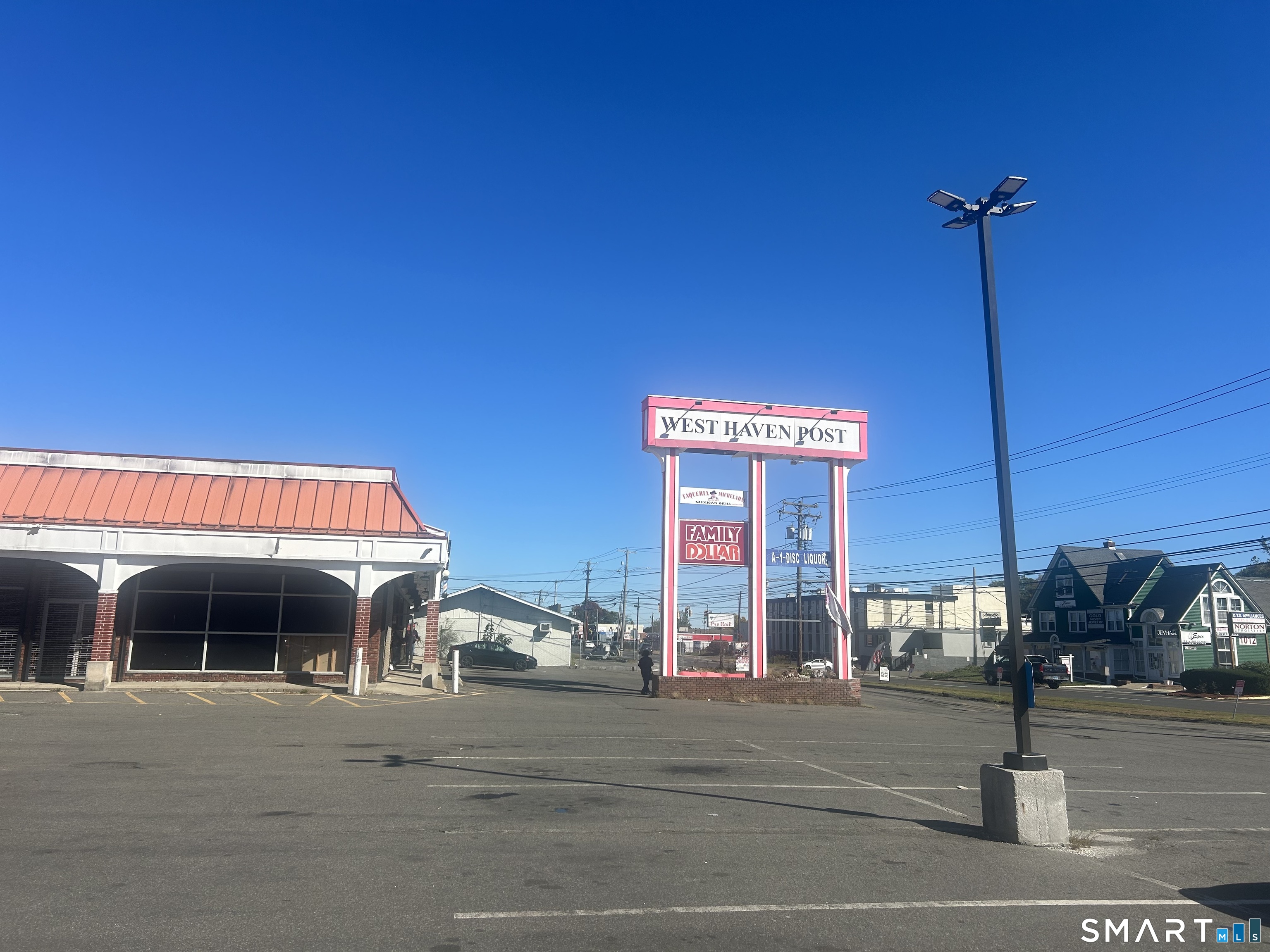 1055 Boston Post Road Property Photo 6