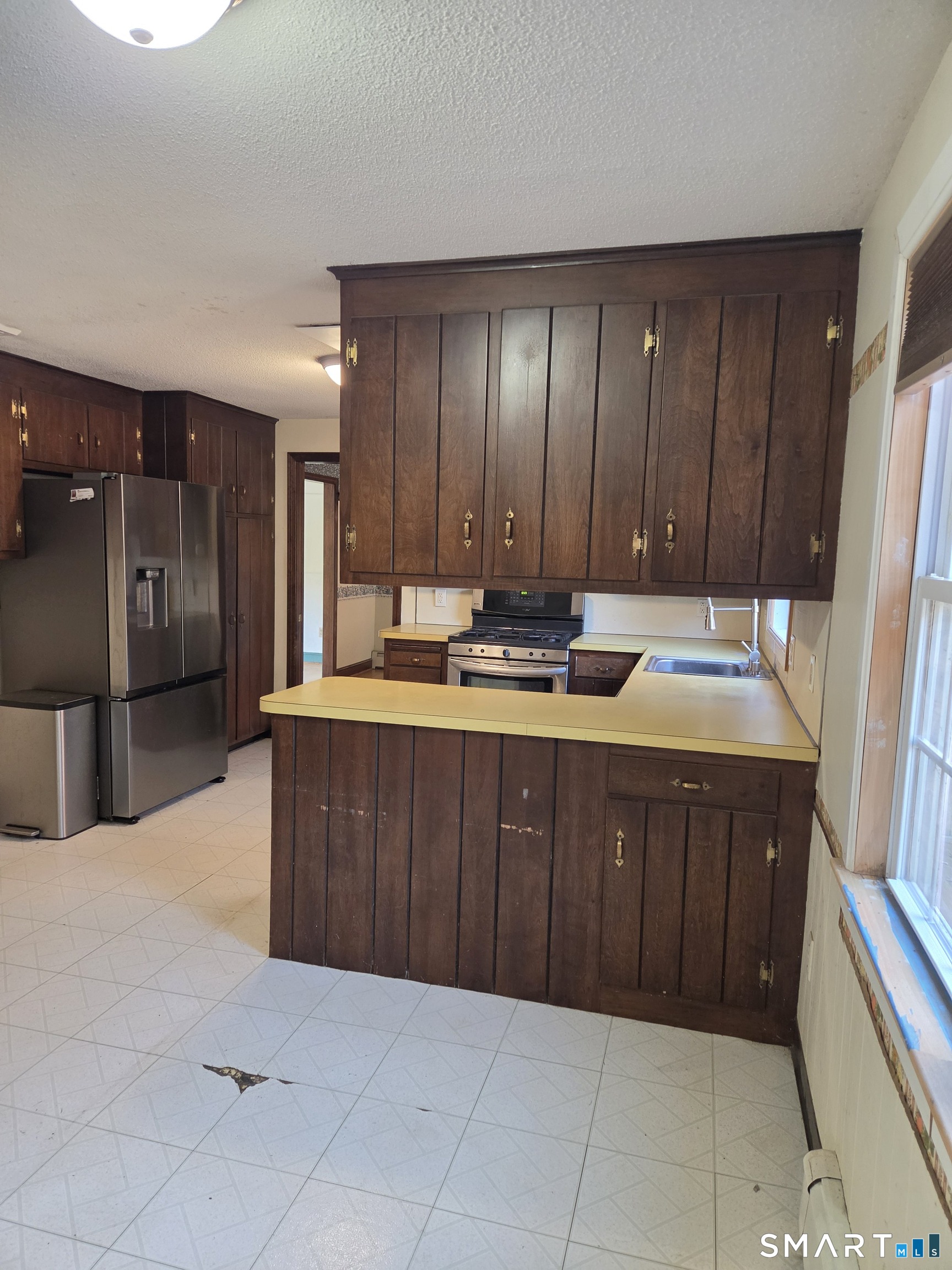 11 Kent Drive Property Photo 6