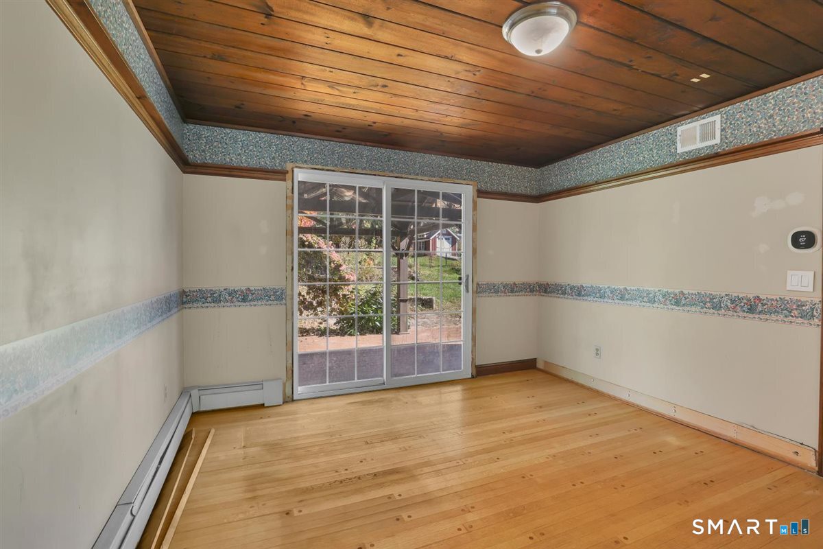 11 Kent Drive Property Photo 15