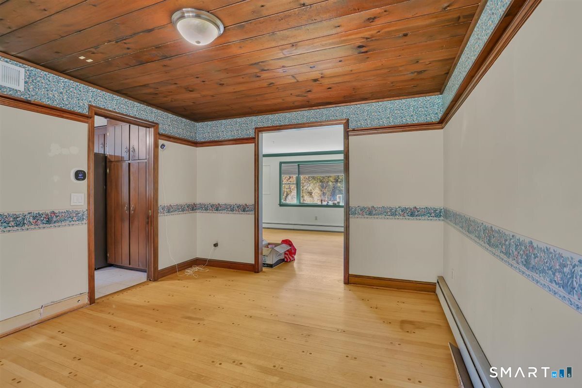 11 Kent Drive Property Photo 16