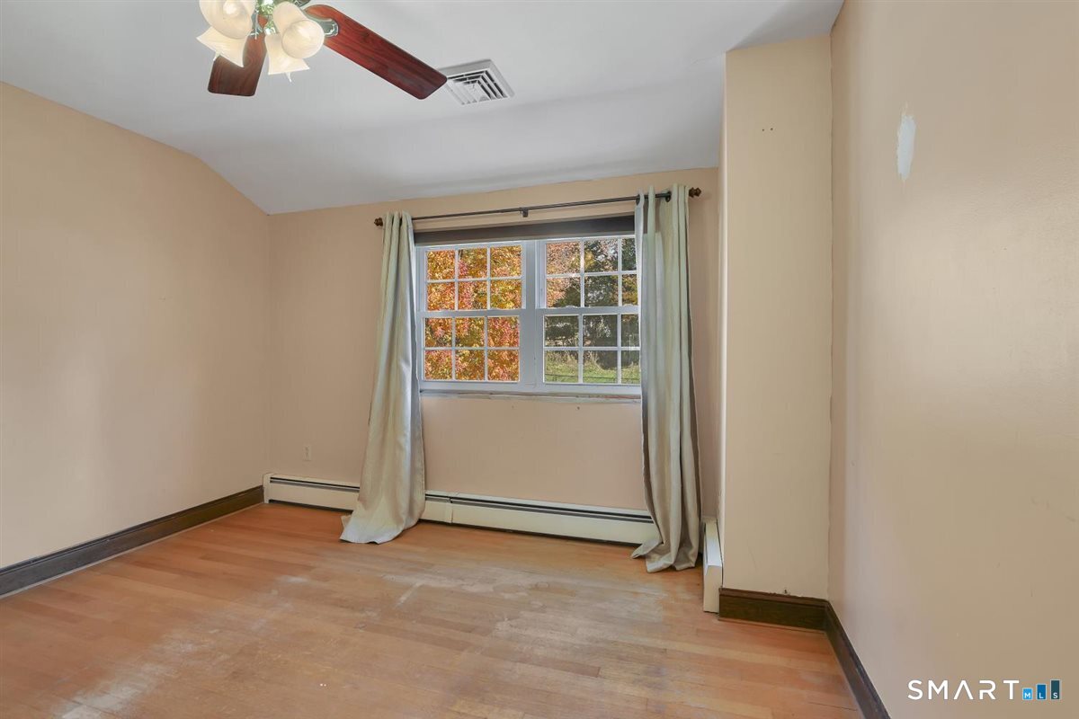 11 Kent Drive Property Photo 20