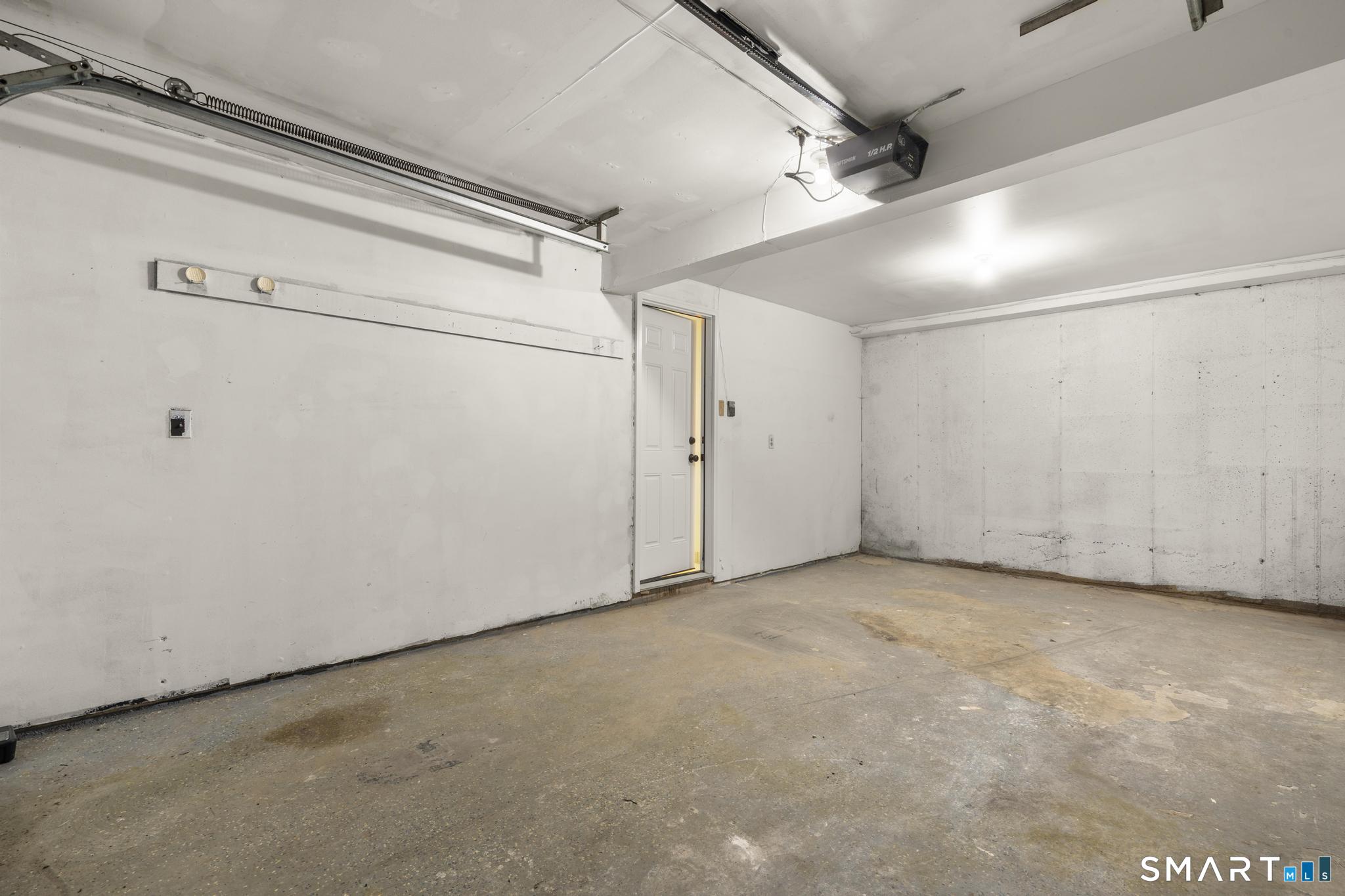 84 Dartmouth Drive Property Photo 39