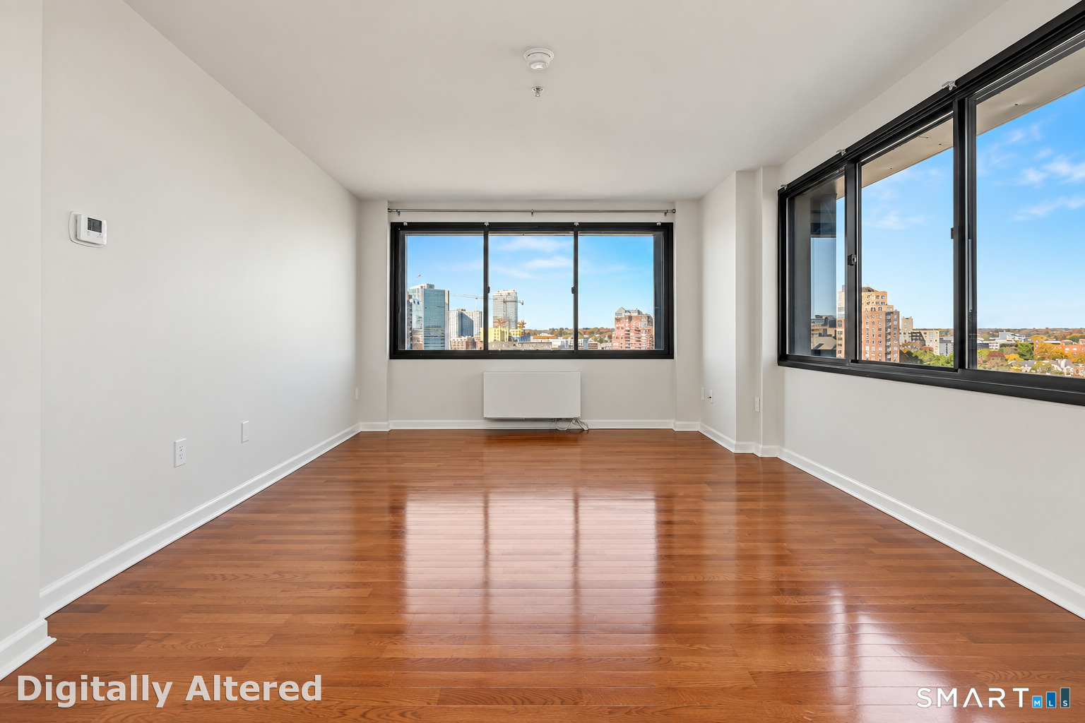 300 Broad 905 Street Property Photo 15