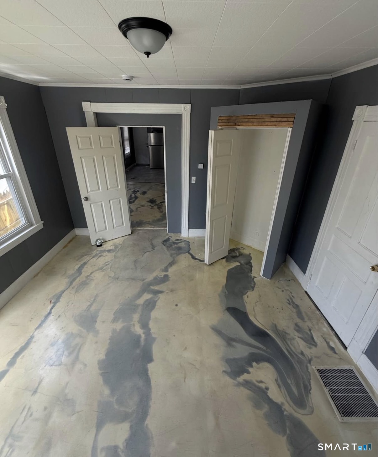 36 Hawkins Street Property Photo 5