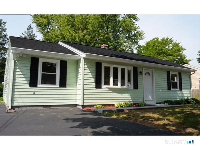 97 Hellstrom Road Property Photo 1