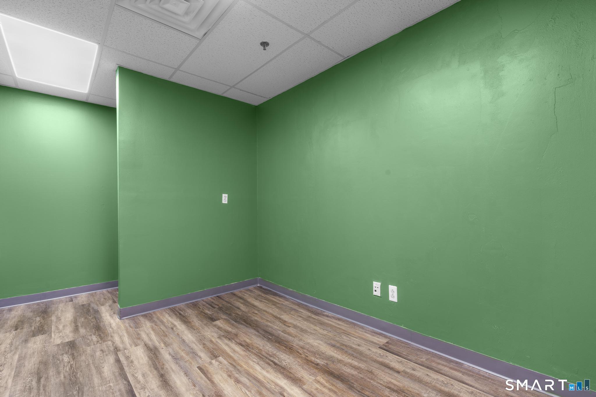 62 Washington 207 Street Property Photo 5