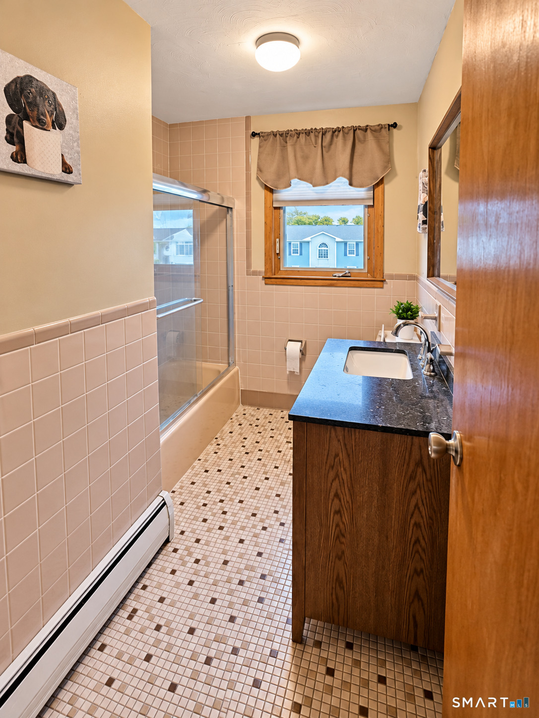 290 Strong Street Property Photo 6