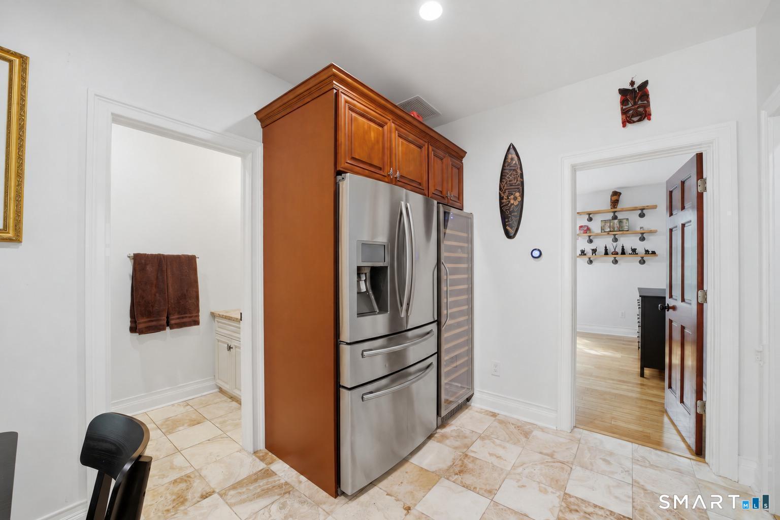 128 Van Buskirk Avenue Property Photo 7