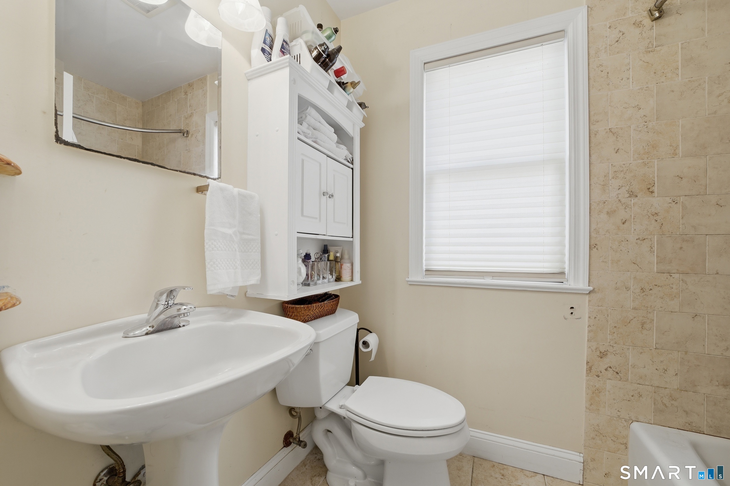 128 Van Buskirk Avenue Property Photo 31