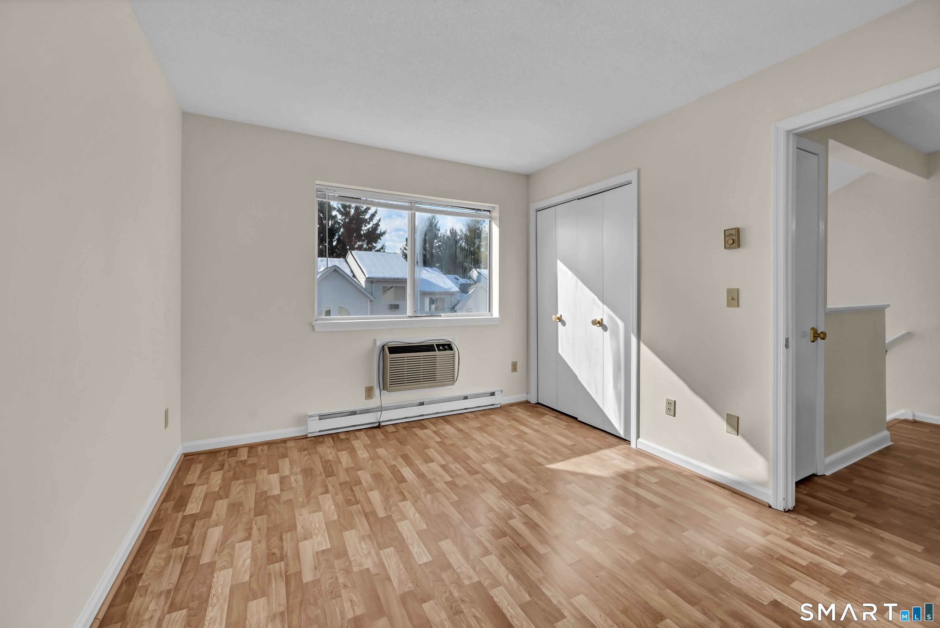 925 Oronoke 14f Road Property Photo 21